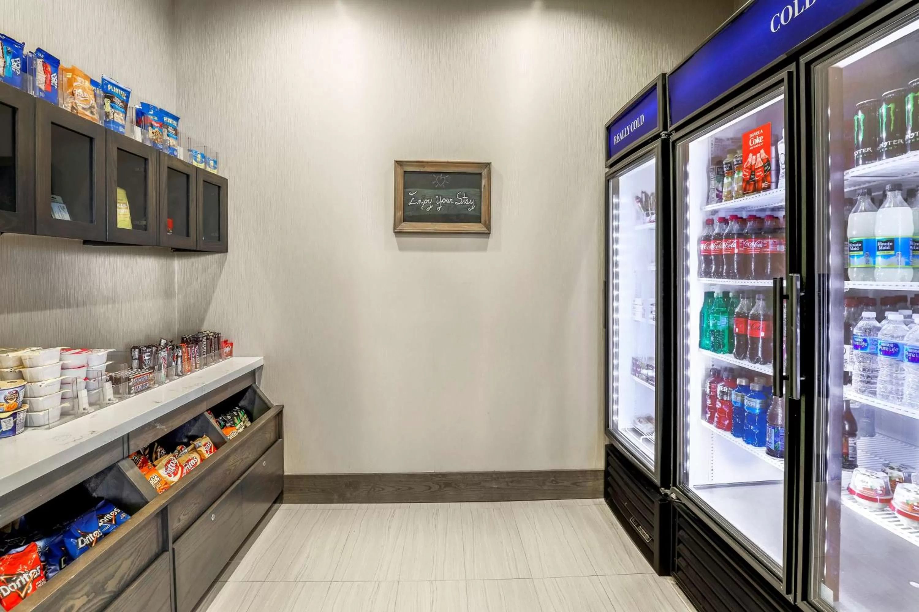 Restaurant/places to eat in Hilton Garden Inn Ardmore