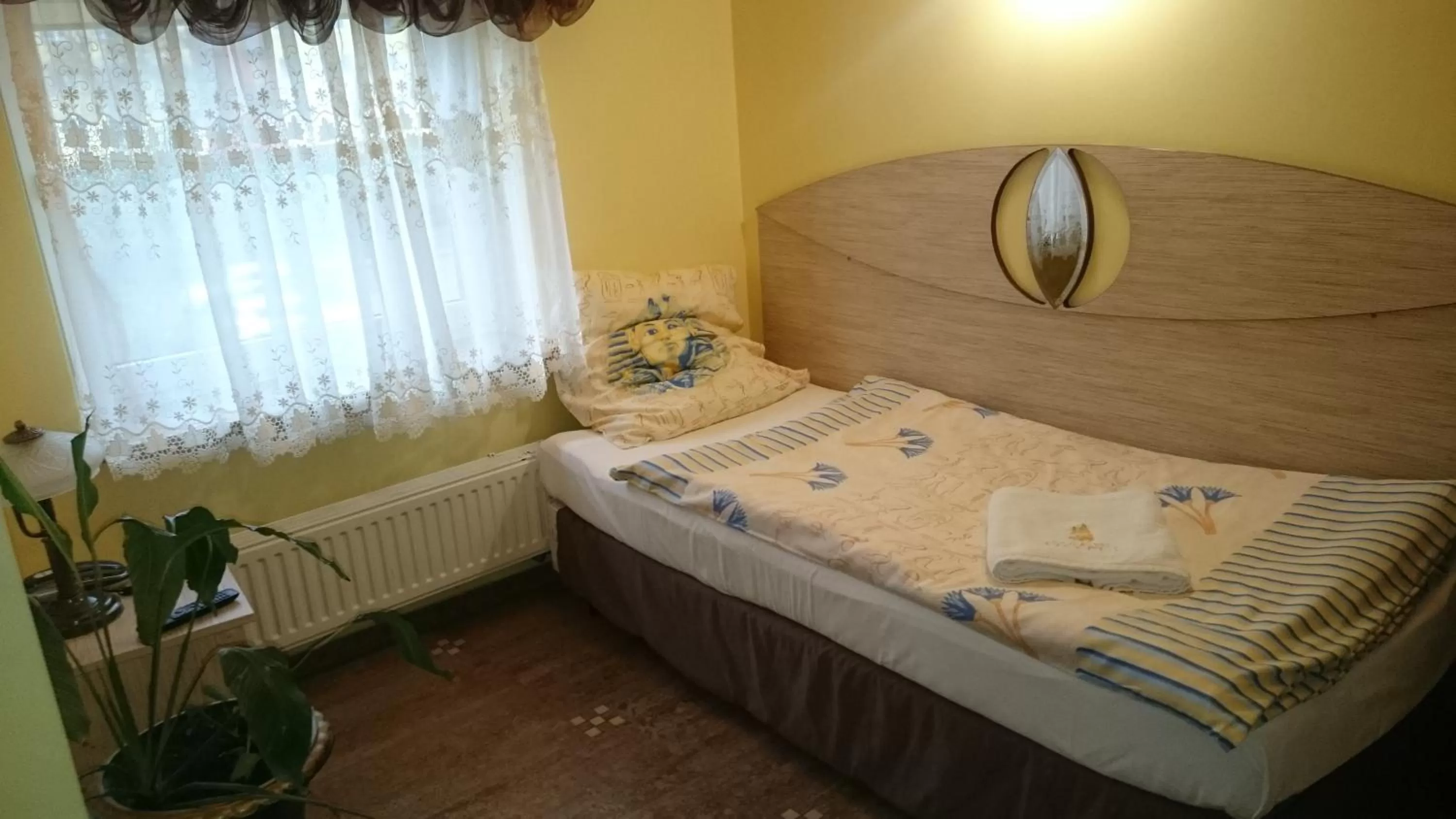 Photo of the whole room, Bed in Hotel Faraon