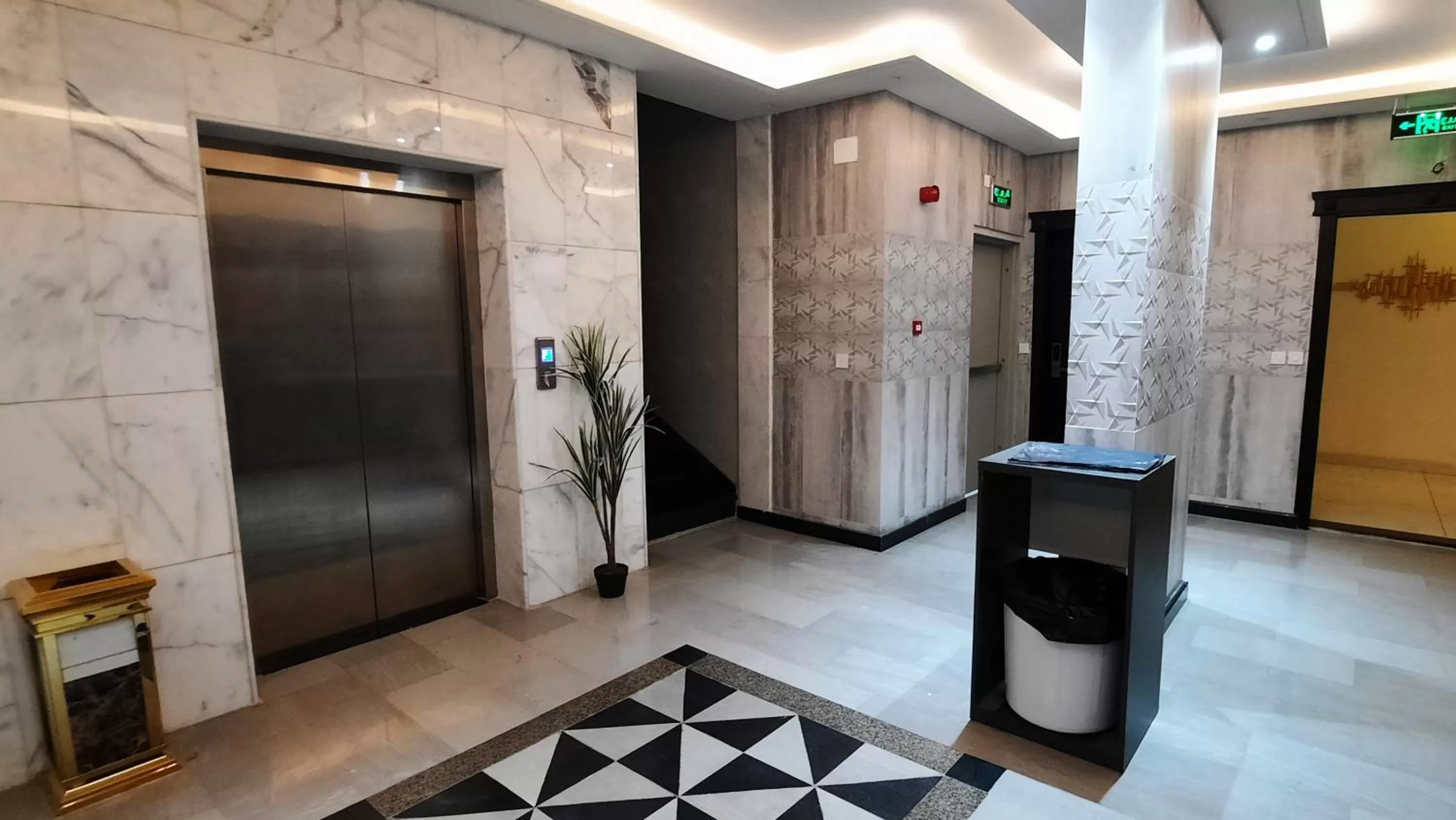 elevator in جولدن نيو جوان - Golden New Gewan - للشقق المخدومة