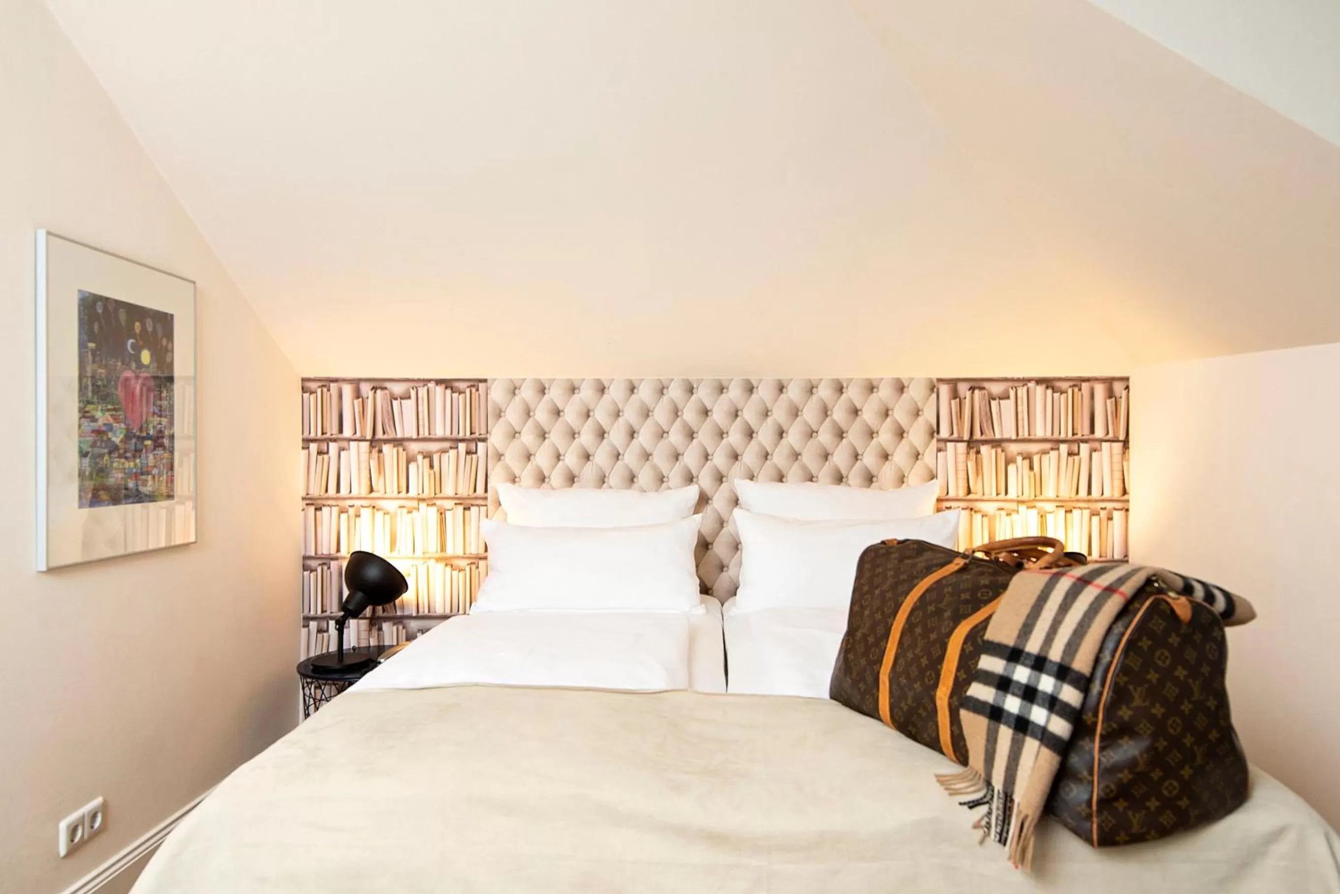 Bed in Hotel Zur Alten Brücke