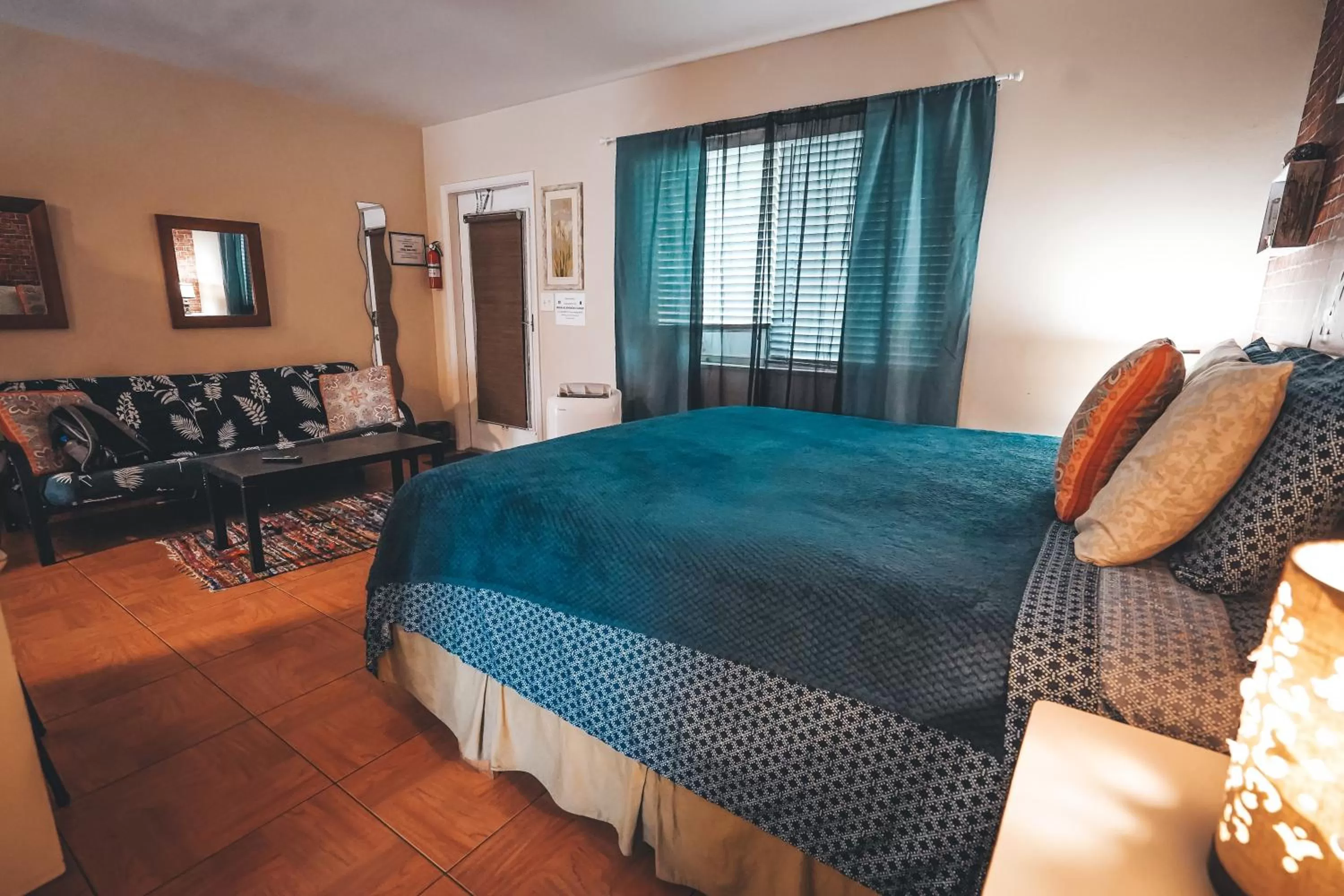 Bed in Hollywood Light Haven Lodge