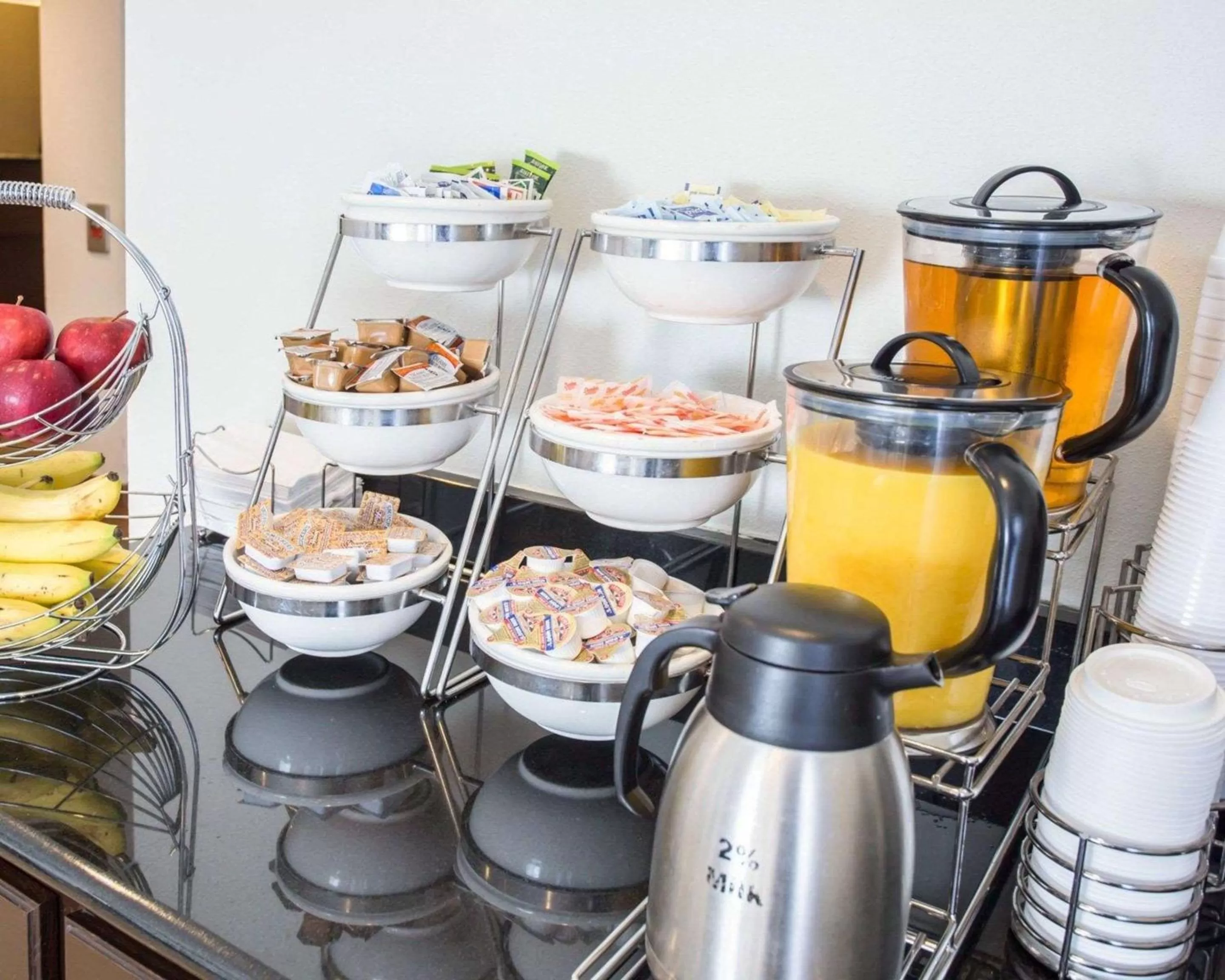 Restaurant/places to eat in Sleep Inn Nashville North - Downtown Area