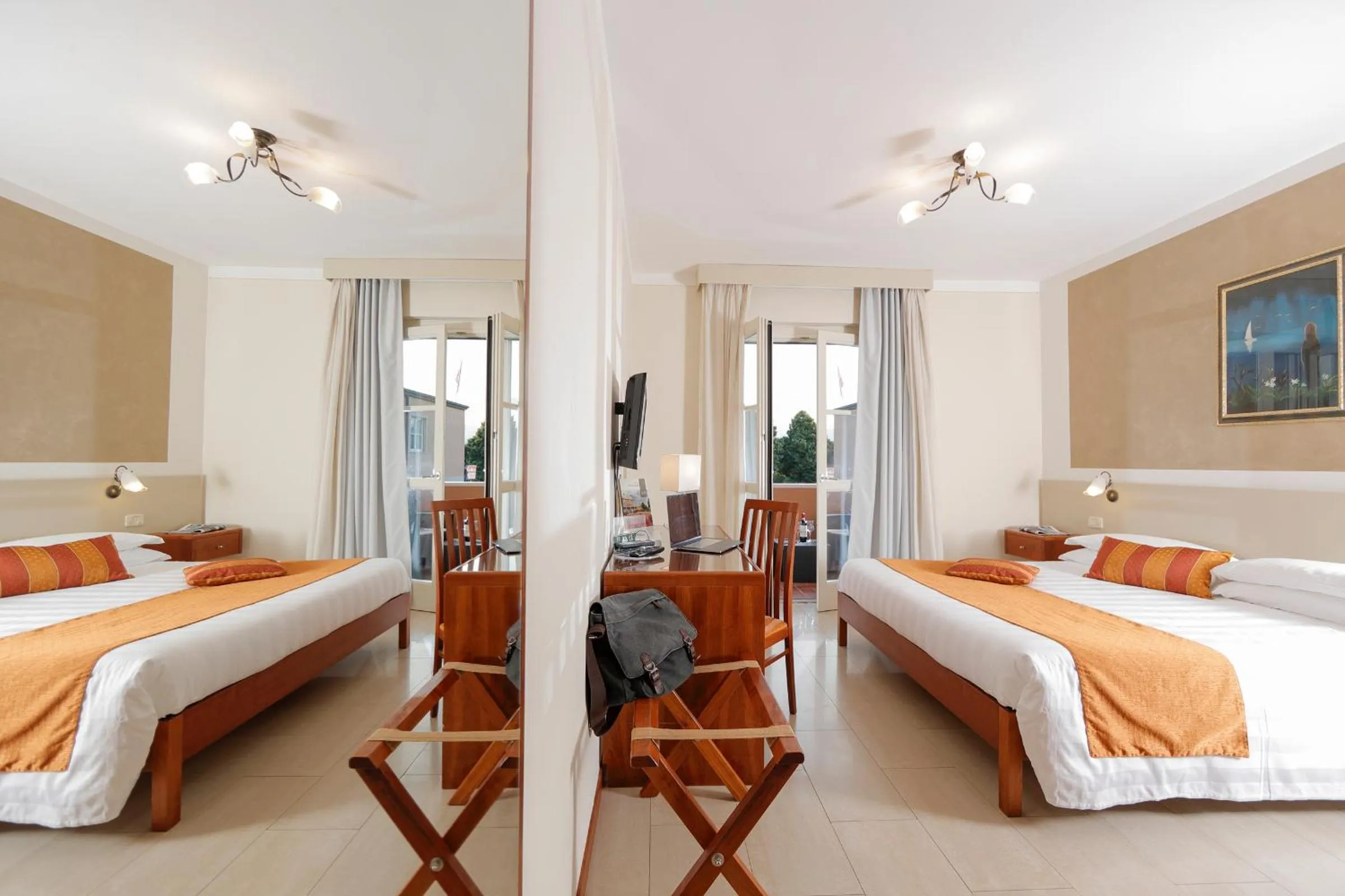 Bed in Hotel Michelangelo