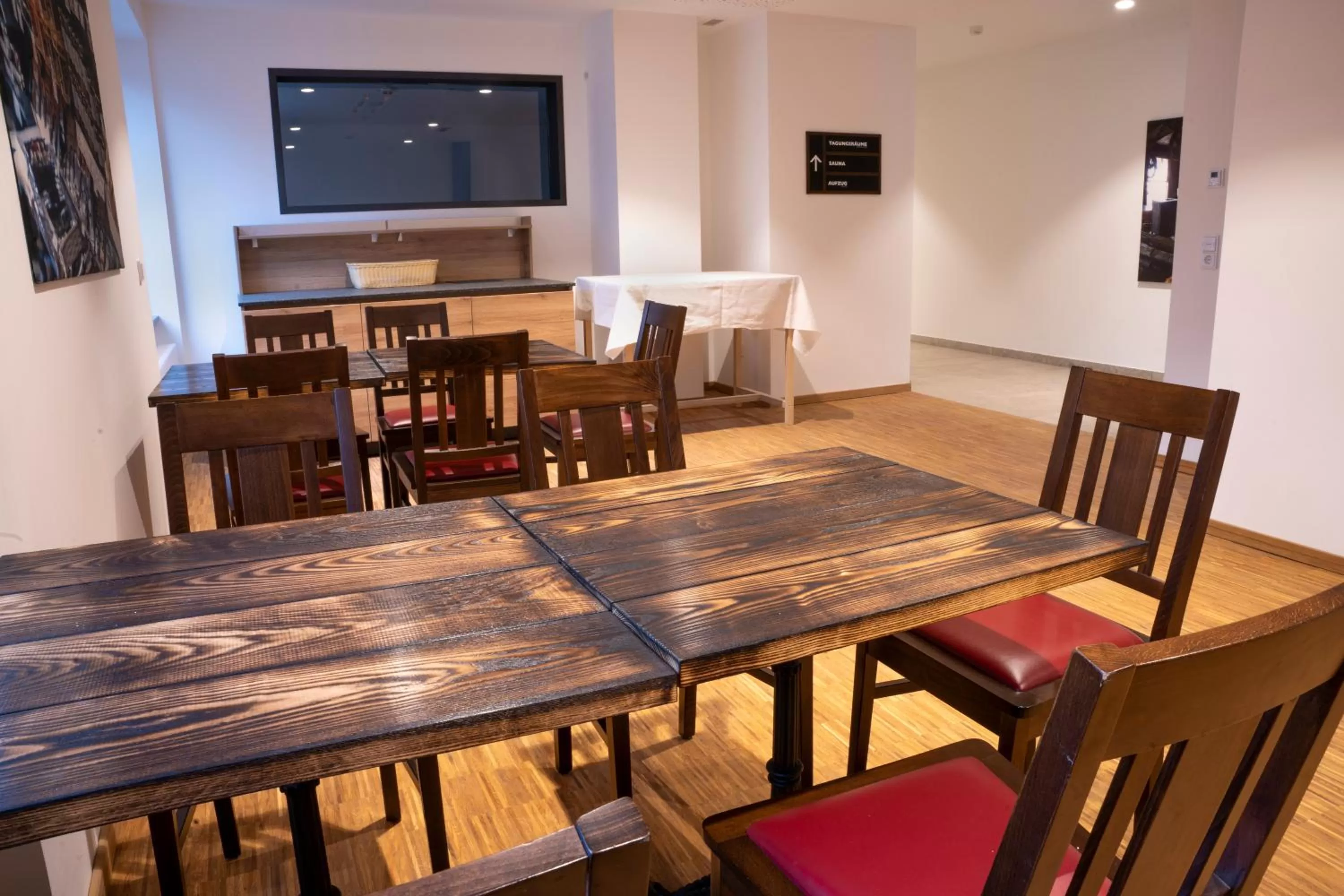 Dining area in Cavallestro Deluxe