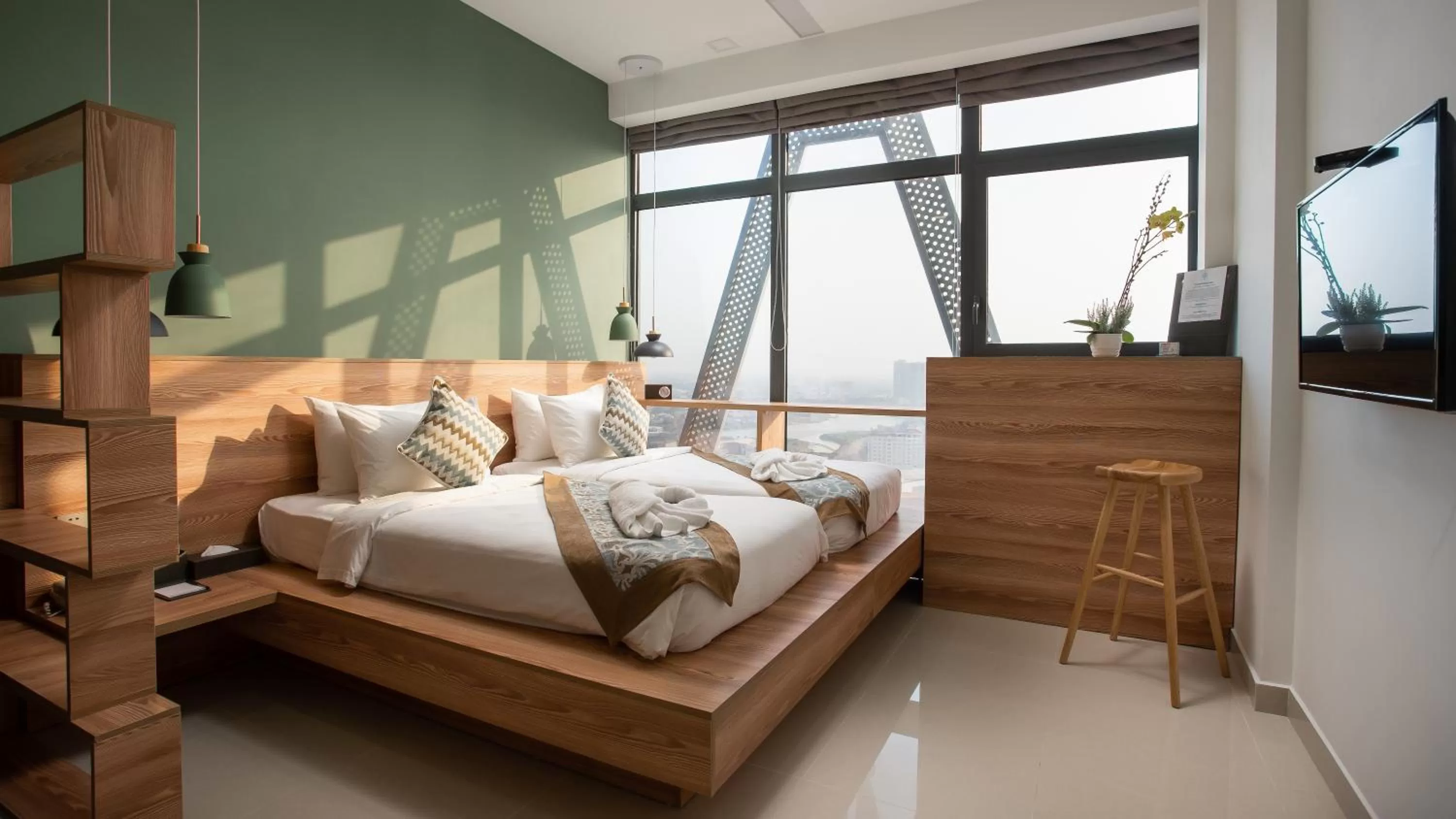 Bedroom, Bed in The Snowbell Hotel