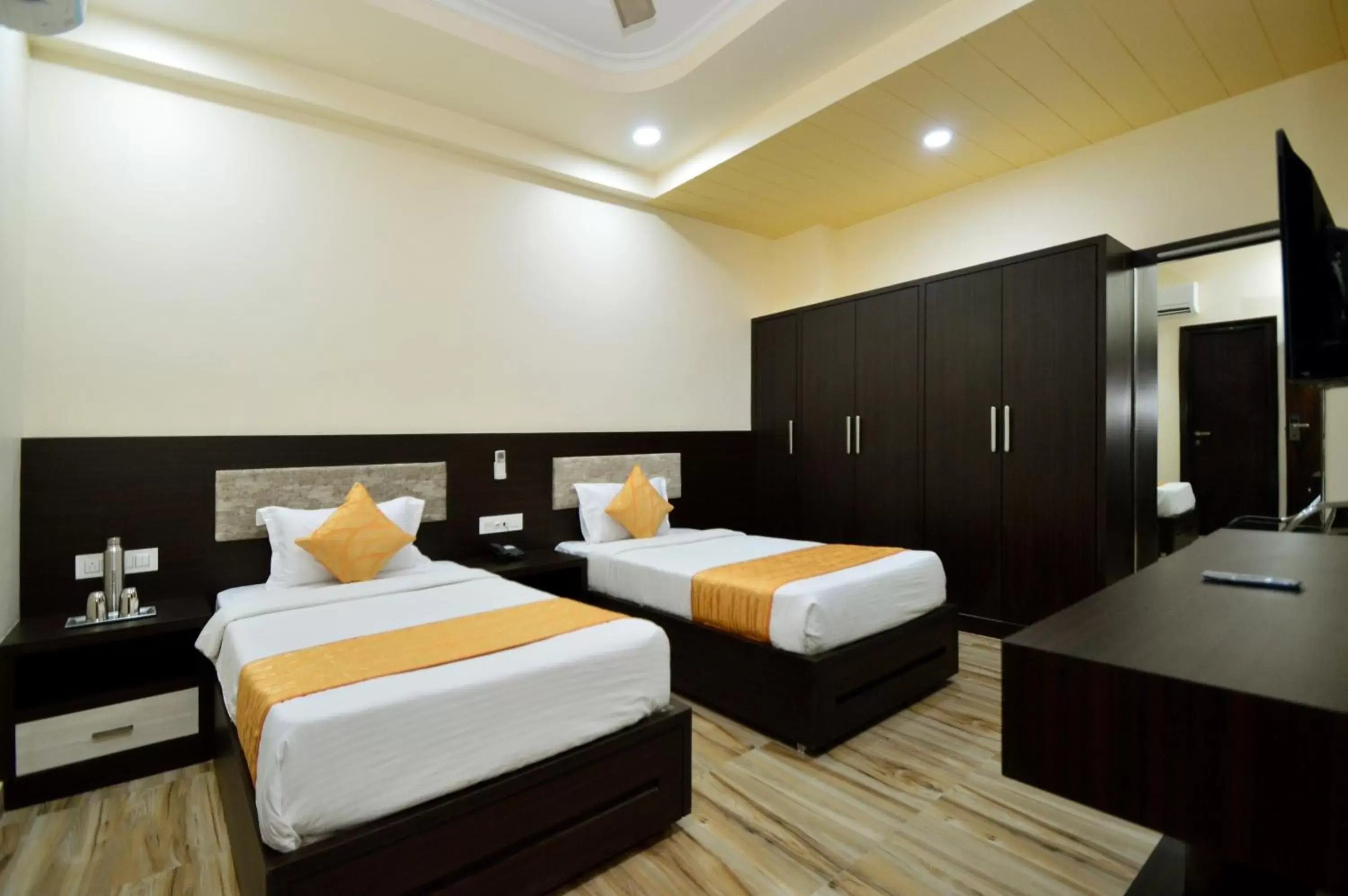Standard Twin Room in Kapish Home - Heritage Virtous Stay Near Jaipur Airport Standard Twin Room in Kapish Home - Heritage Virtous Stay Near Jaipur Airport