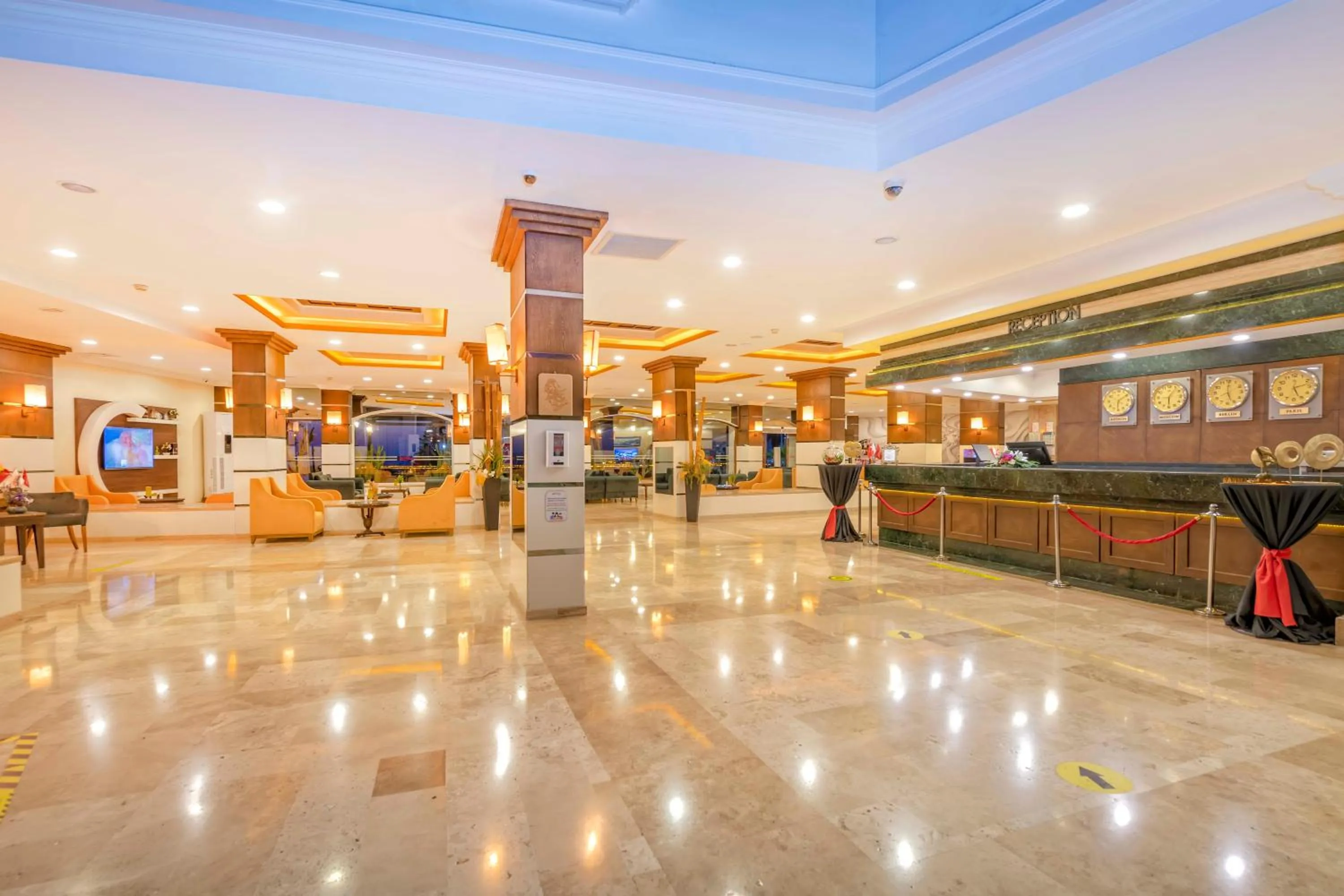 Lobby or reception in Armas Labada