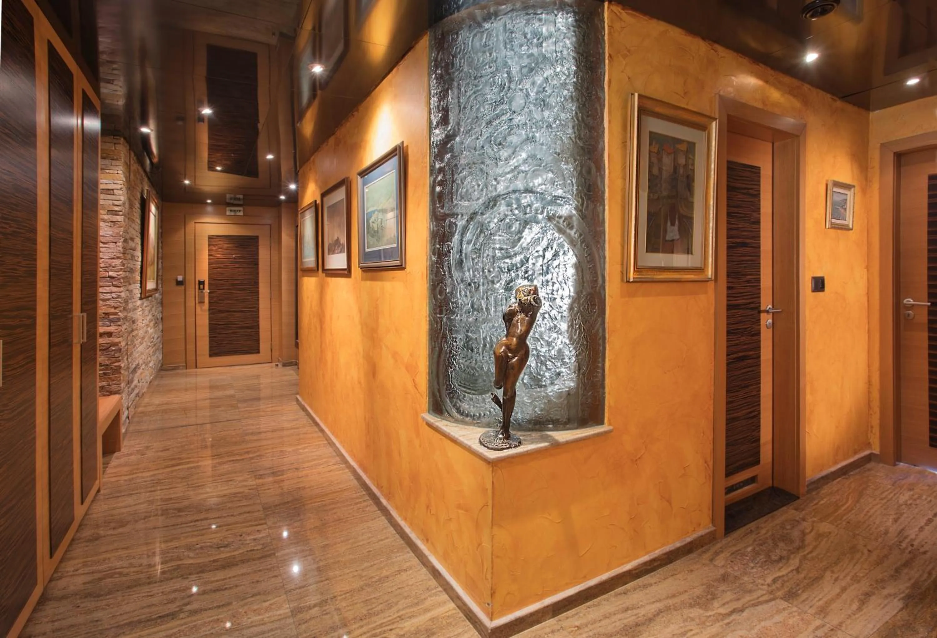 Decorative detail in Hotel Anel