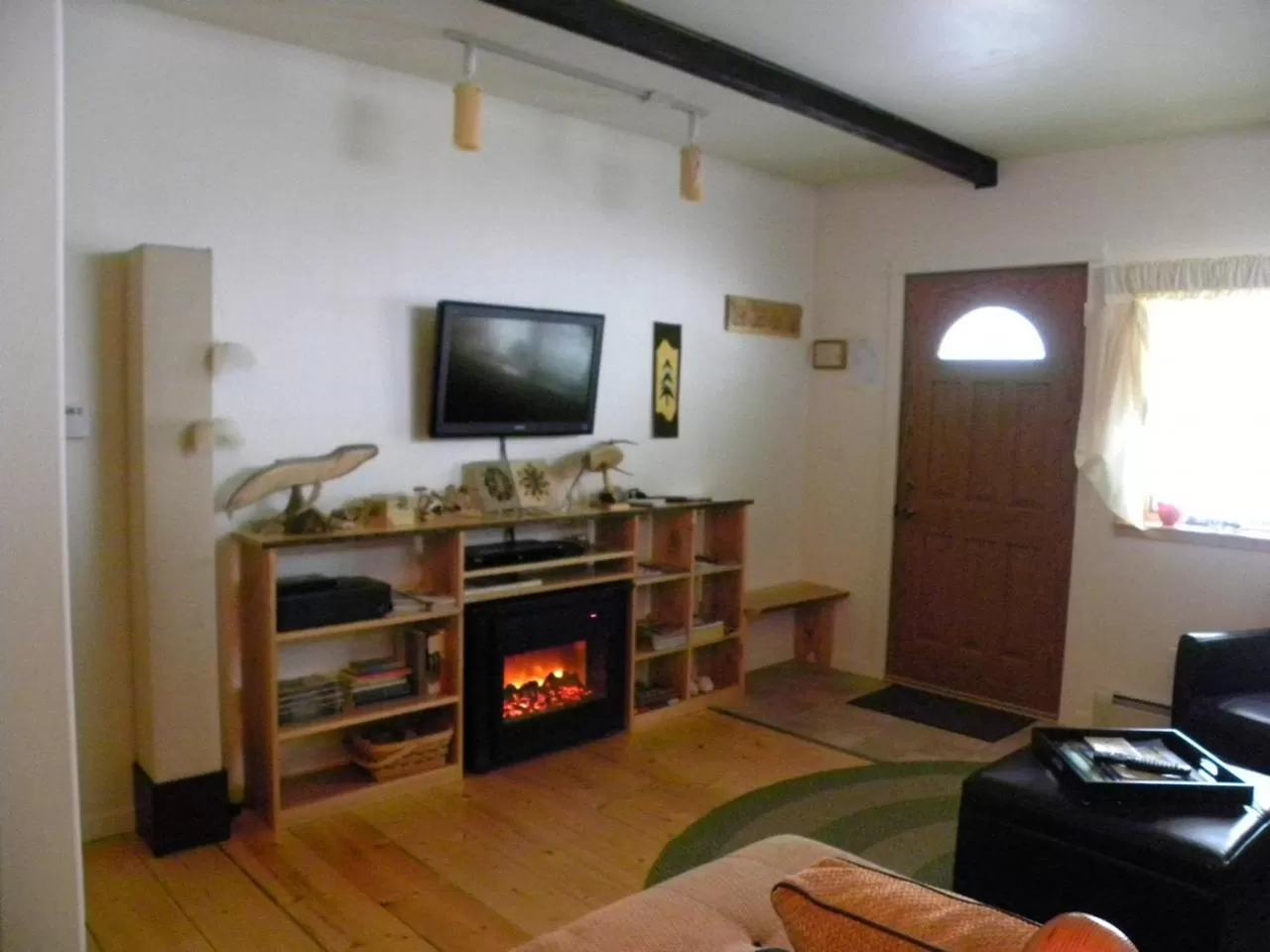 TV/Entertainment Center in Alaska Chalet Bed & Breakfast