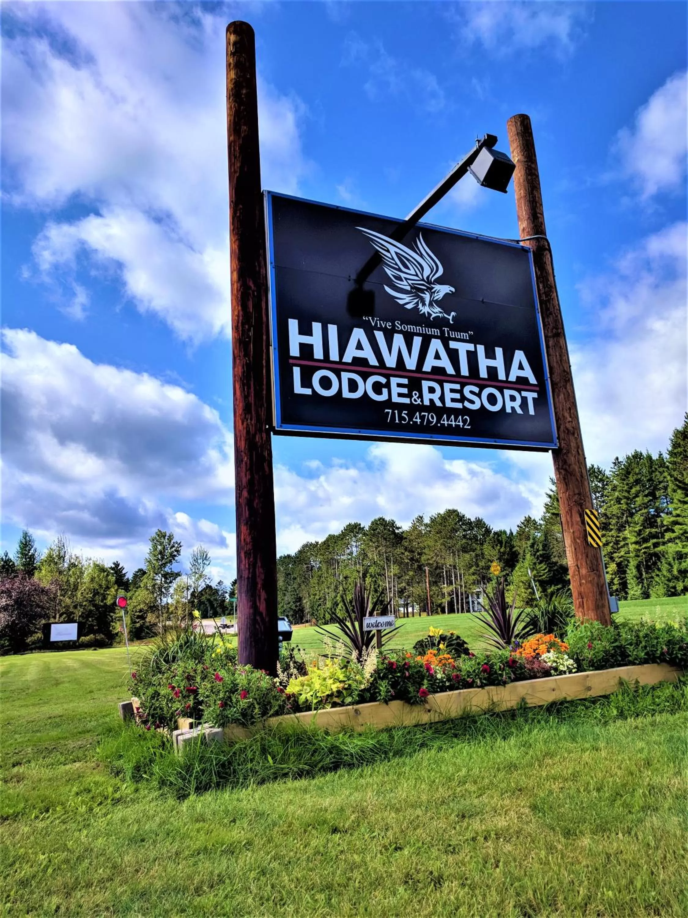Hiawatha Lodge Inn