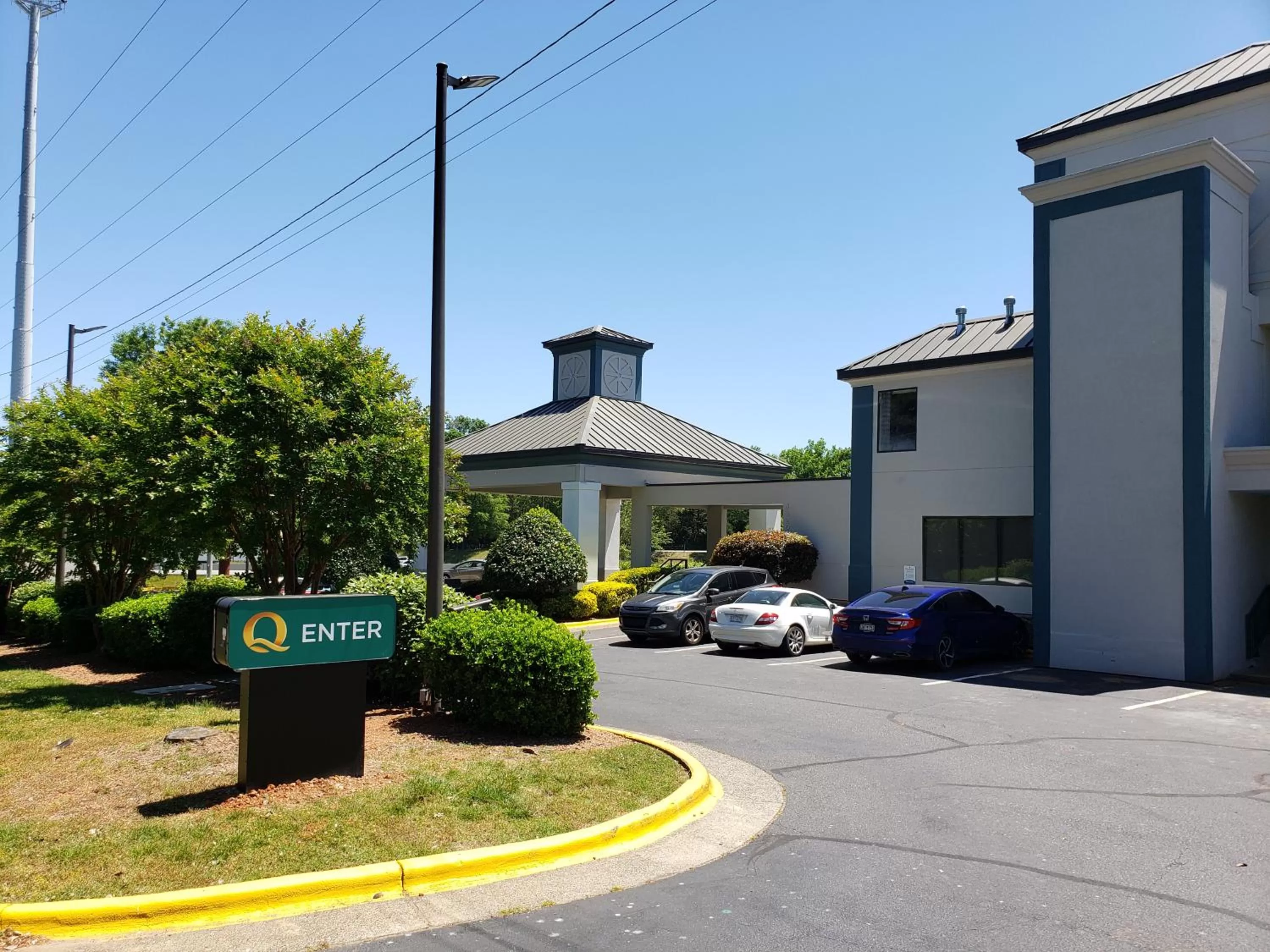 Property building in Quality Inn & Suites Clemmons I-40