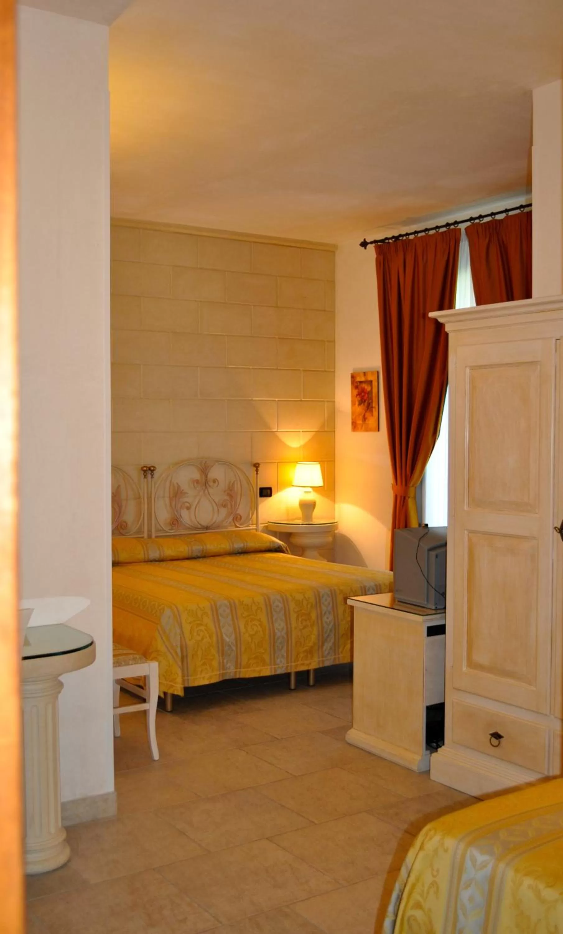 Bed in Grikò Country Hotel