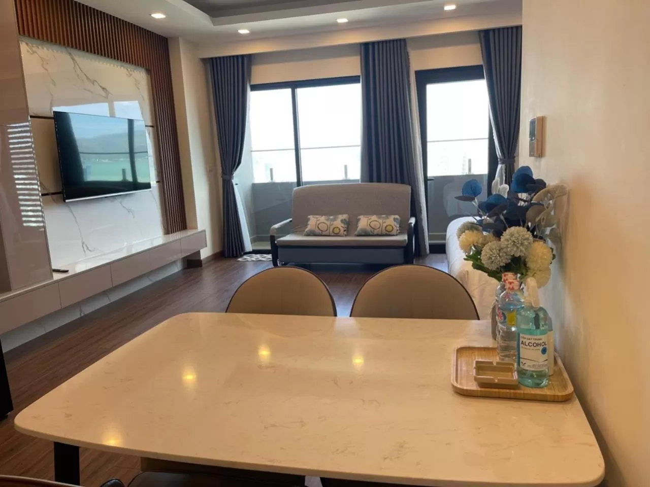 Photo of the whole room, Seating Area in FLC Sea Tower Quy Nhơn - Homostay