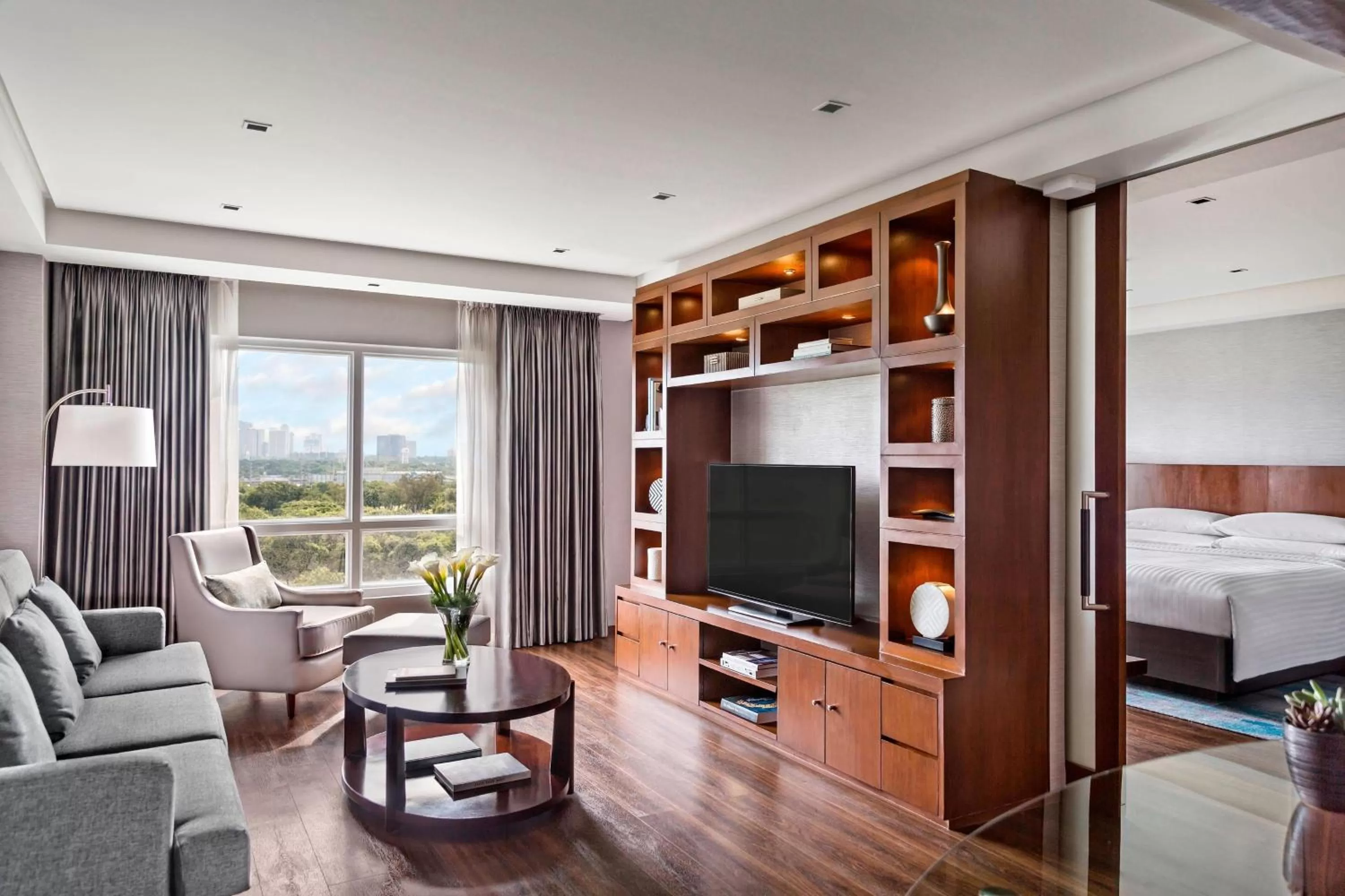 Bedroom, Bed in Manila Marriott Hotel at Newport World Resorts