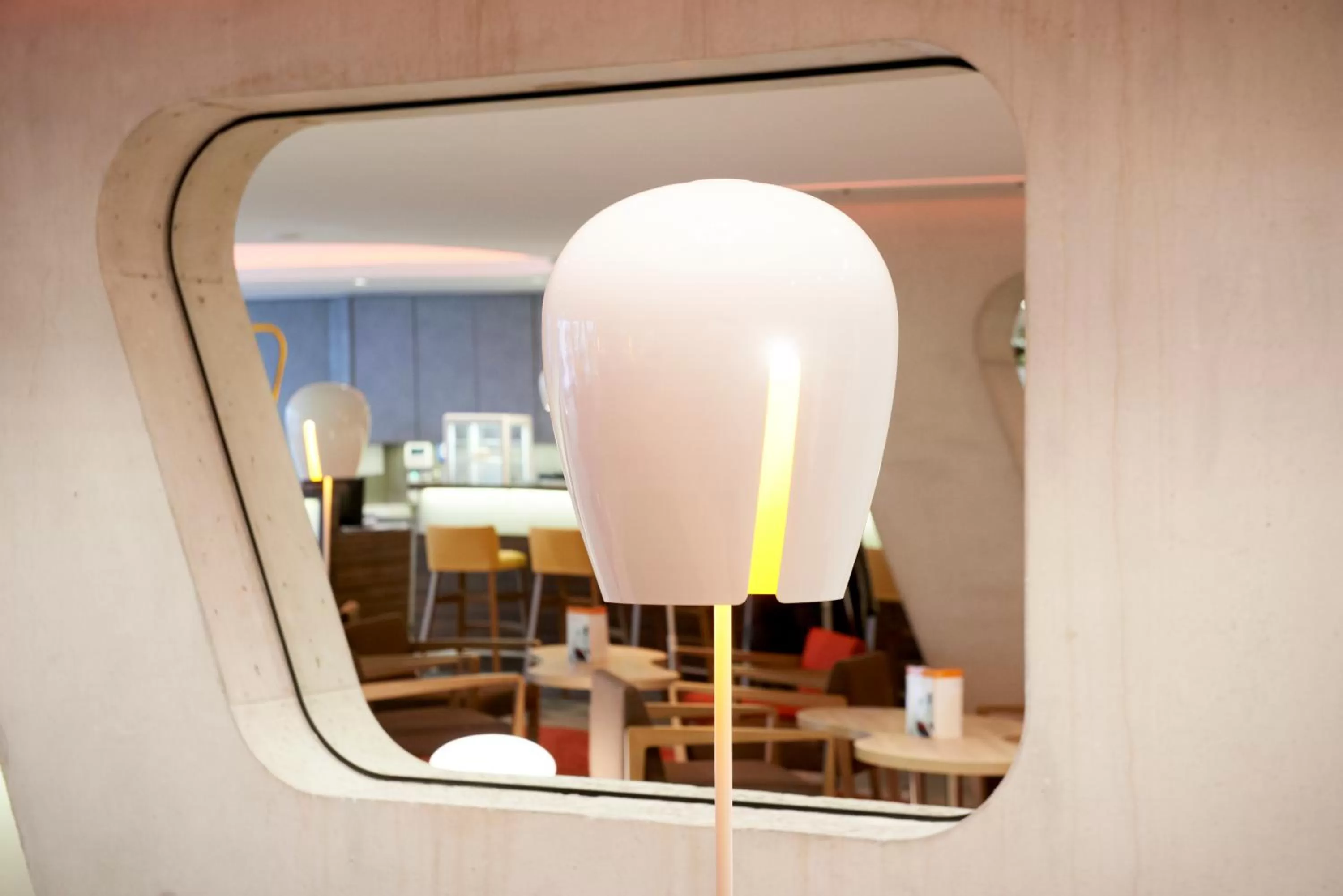 Decorative detail in Simm's Hotel - cityhotel next to Metro U3