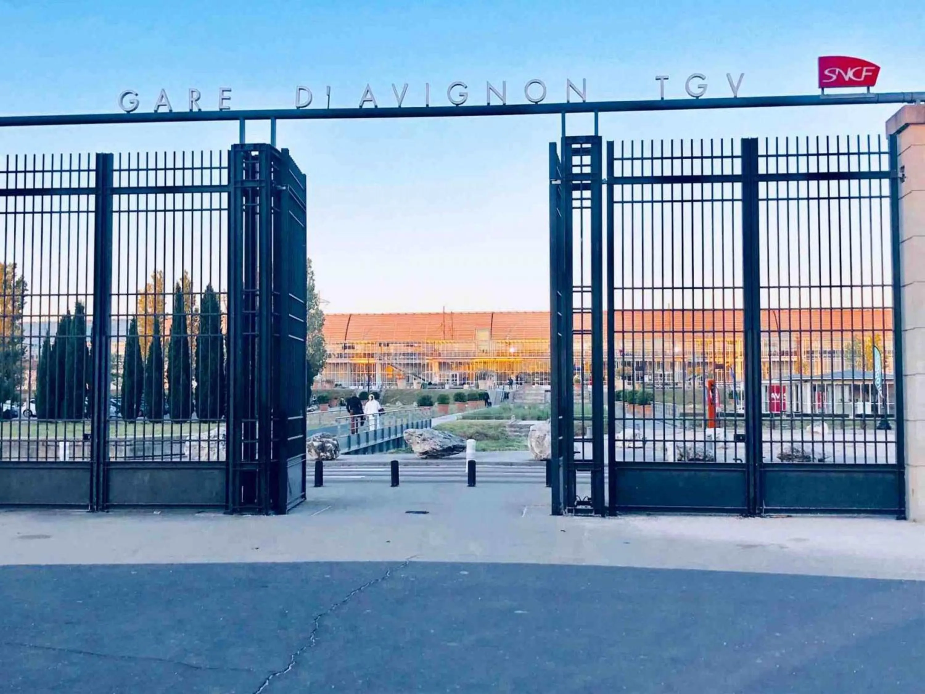 Off site in Premiere Classe Avignon Courtine Gare TGV