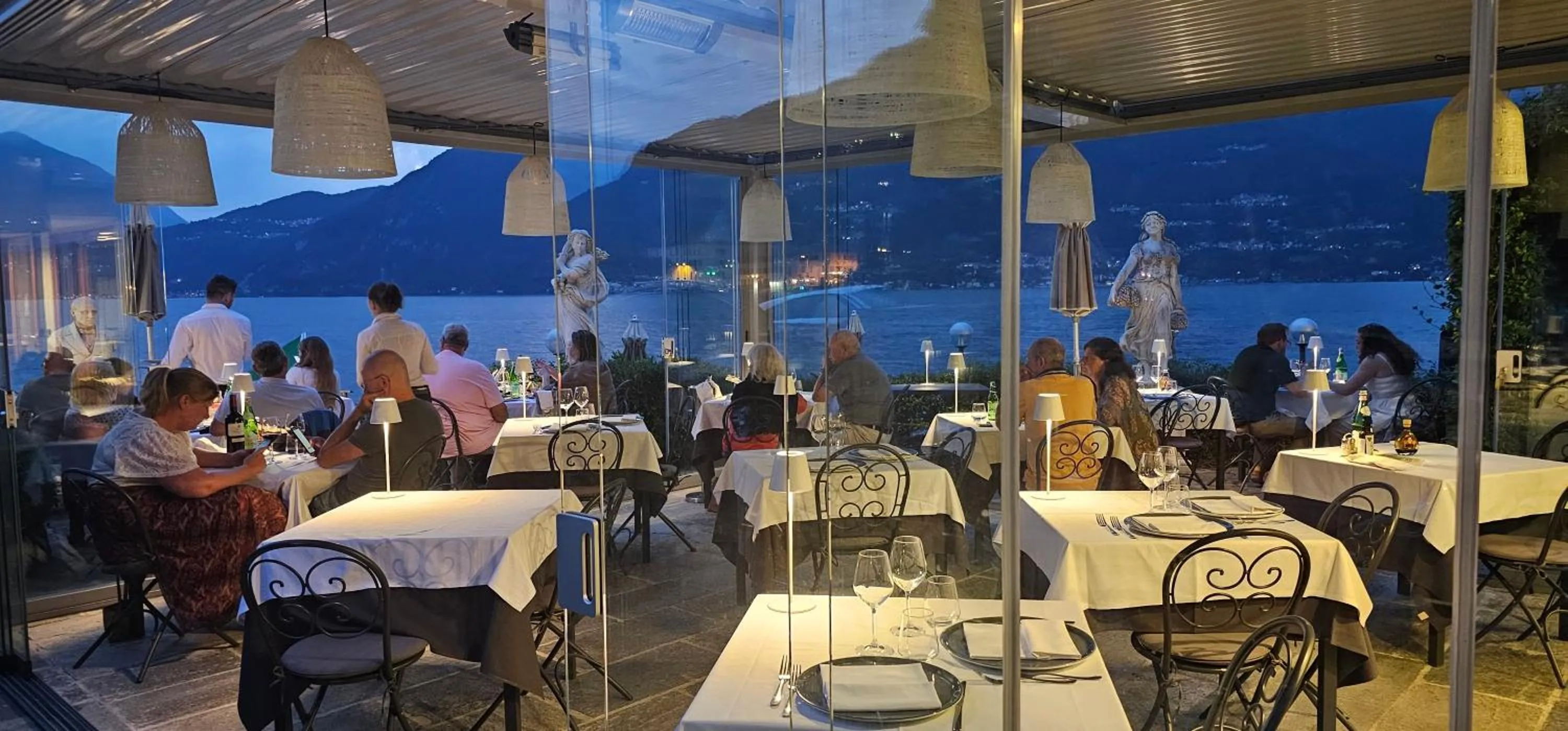 Restaurant/places to eat in Hotel Meridiana