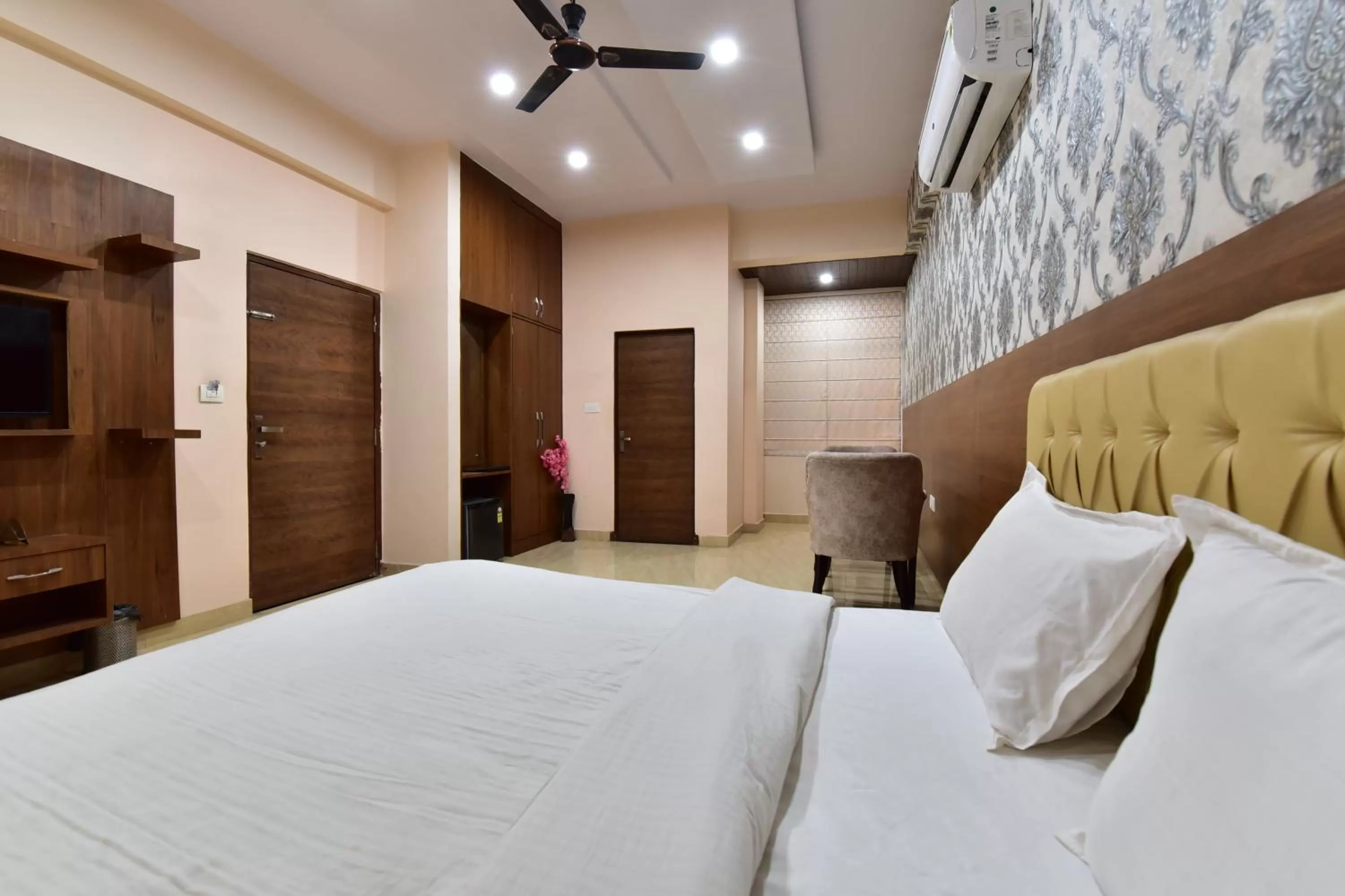 Bed in Hotel Signature Prime Vaishali Nagar Jaipur