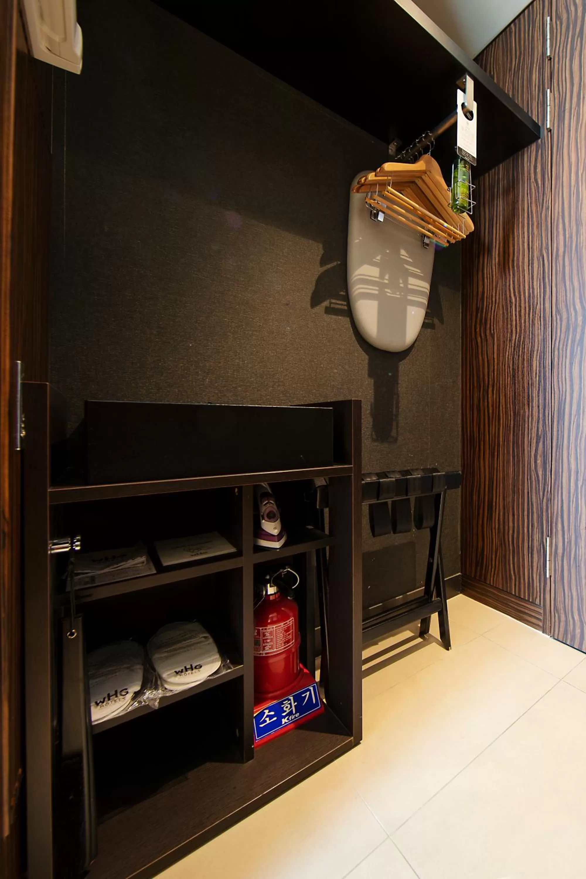 Decorative detail in Hotel Gracery Seoul