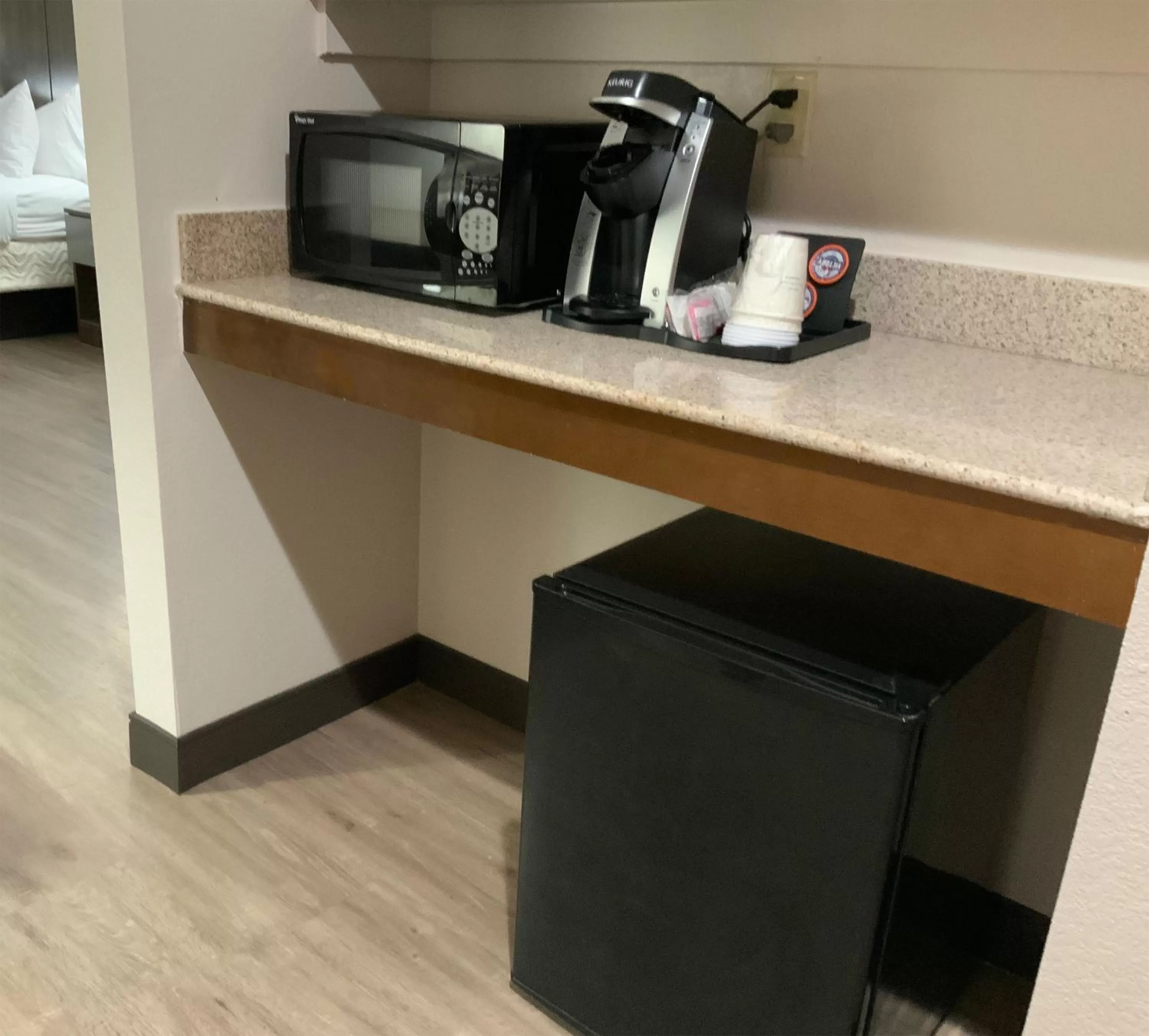 Coffee/tea facilities in Wingate by Wyndham Jackson Ridgeland