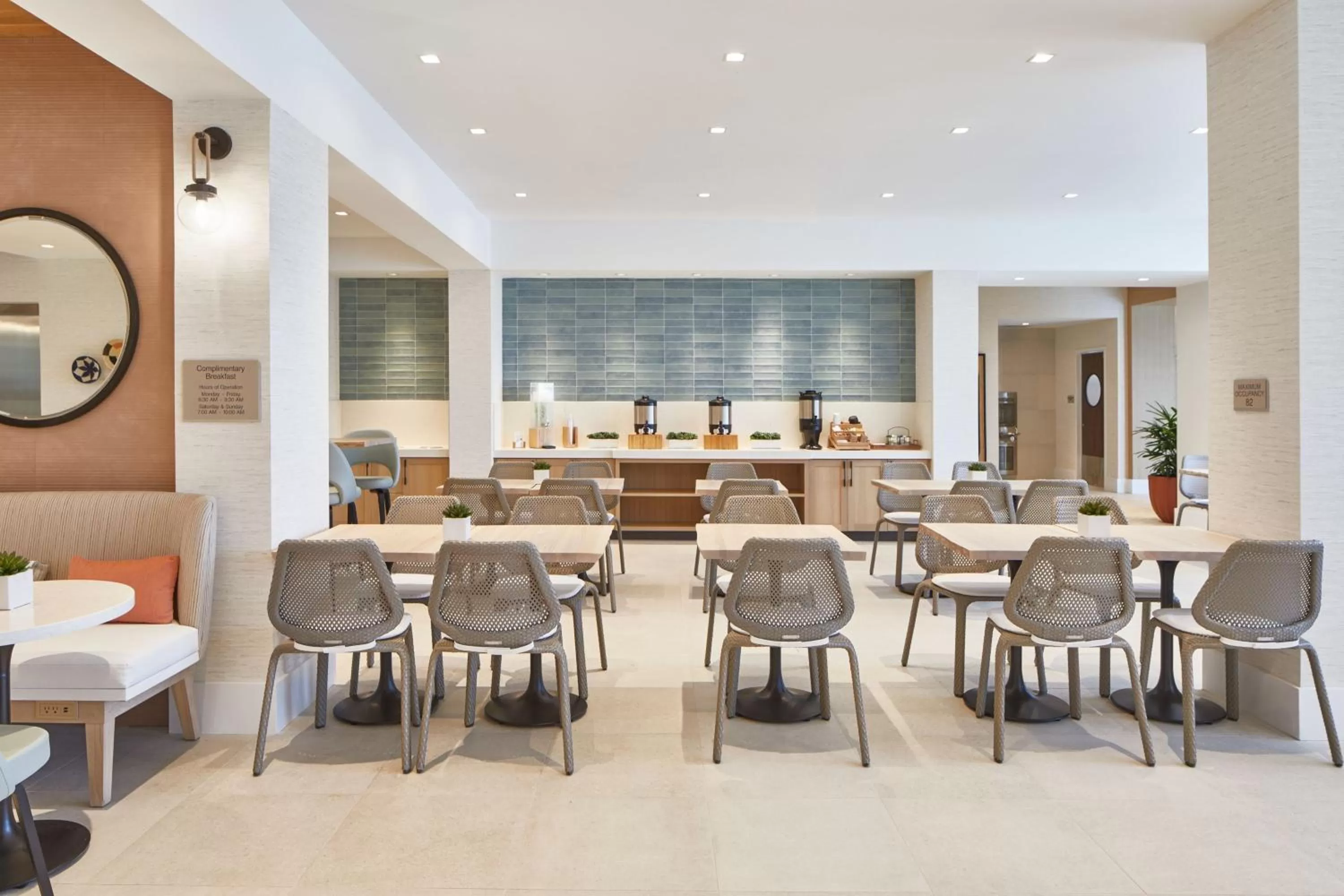 Breakfast in SpringHill Suites by Marriott Jacksonville Beach Oceanfront