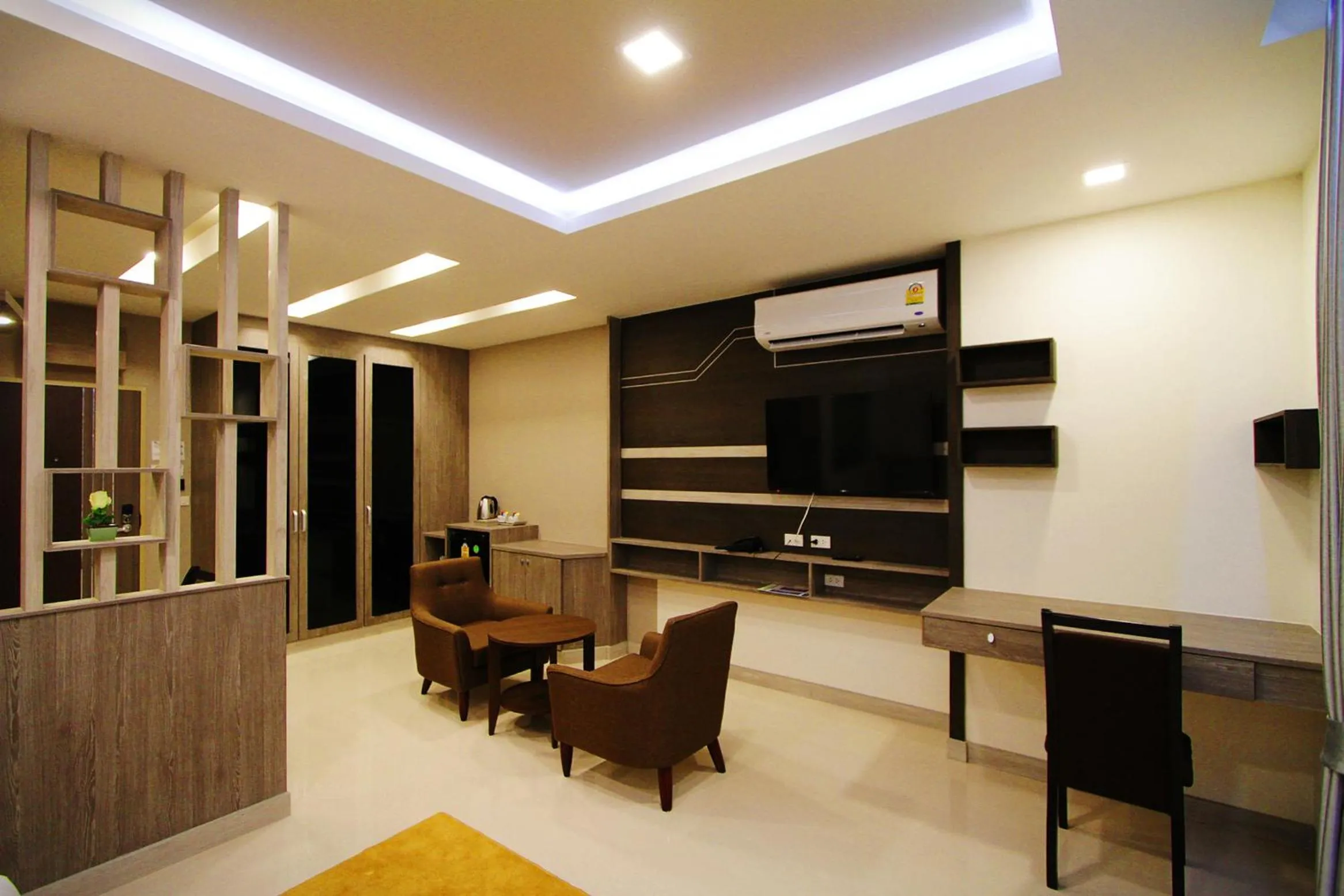 The Contrast i Hotel