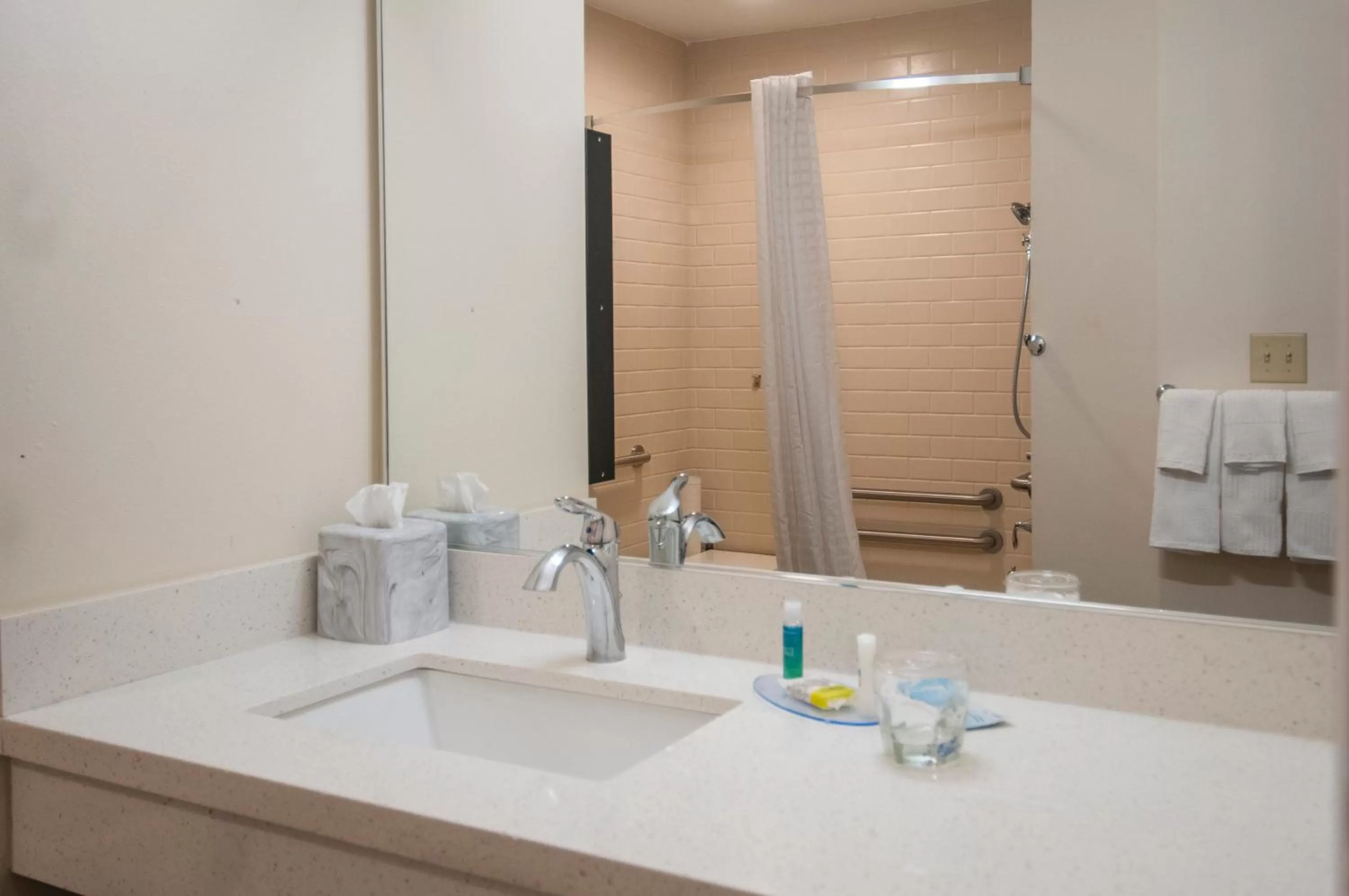 Bathroom in Candlewood Suites - Baton Rouge - College Drive by IHG