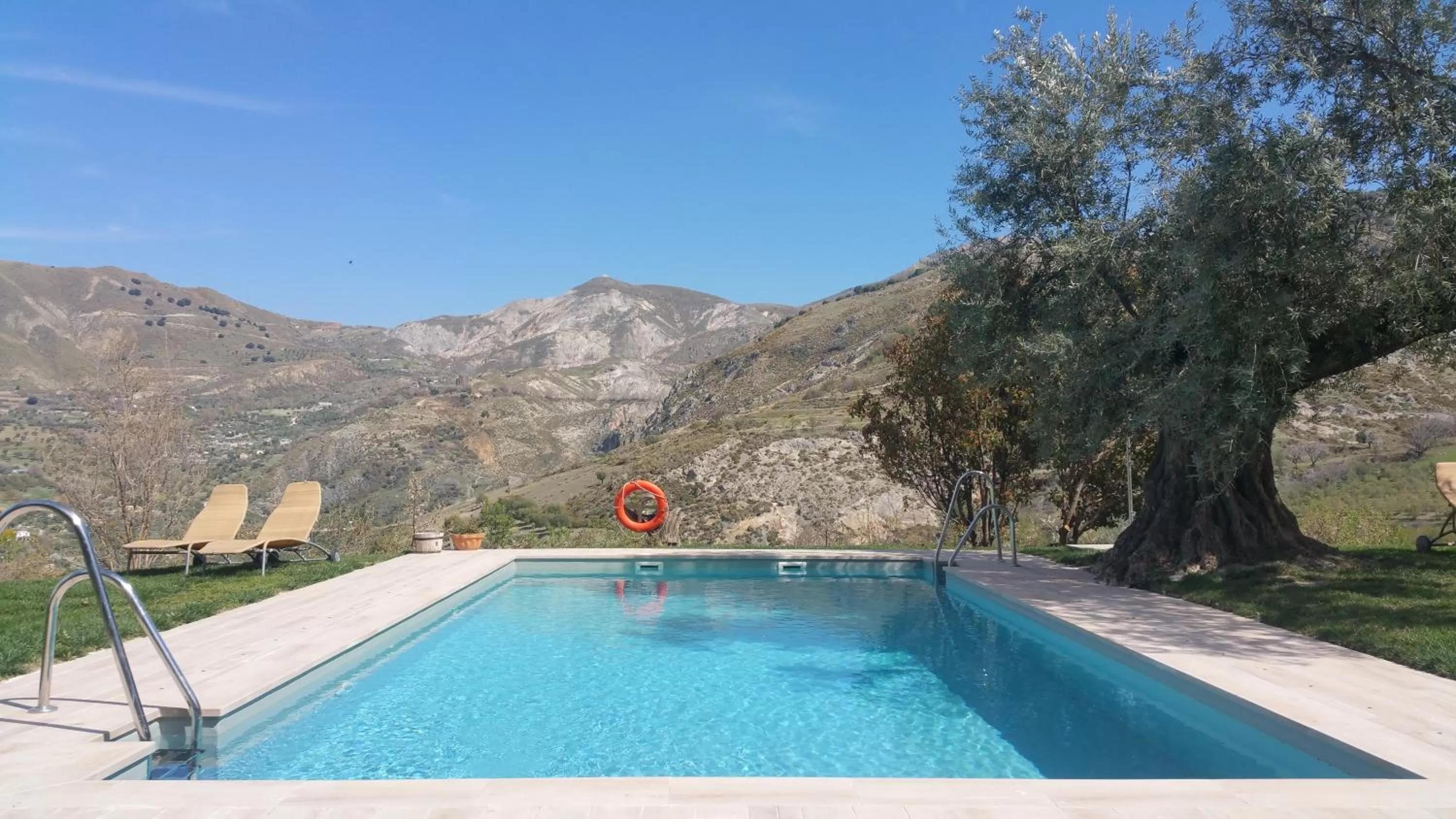 Mountain view in La Almunia del Valle