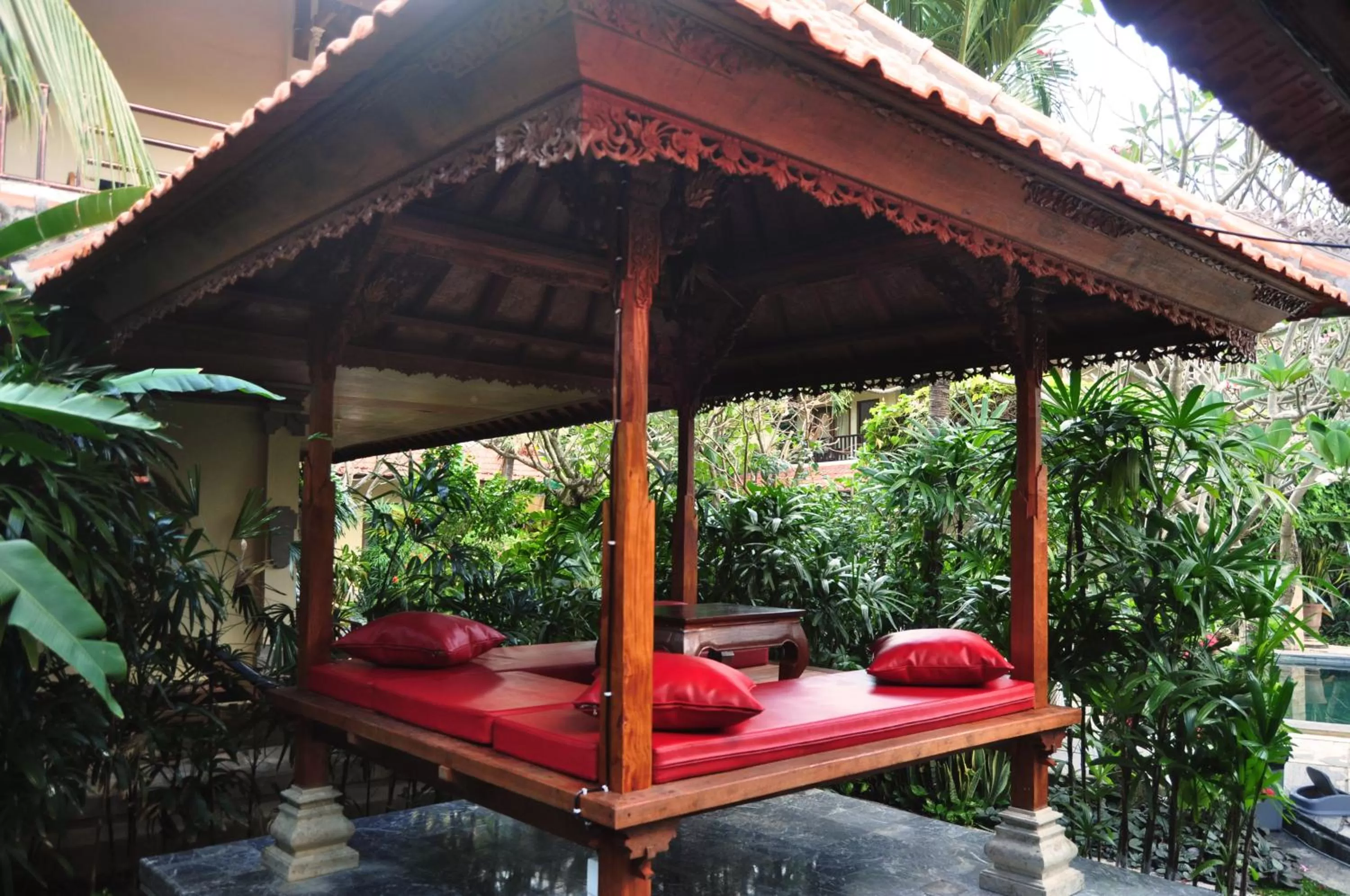 Facade/entrance in Kusnadi Hotel