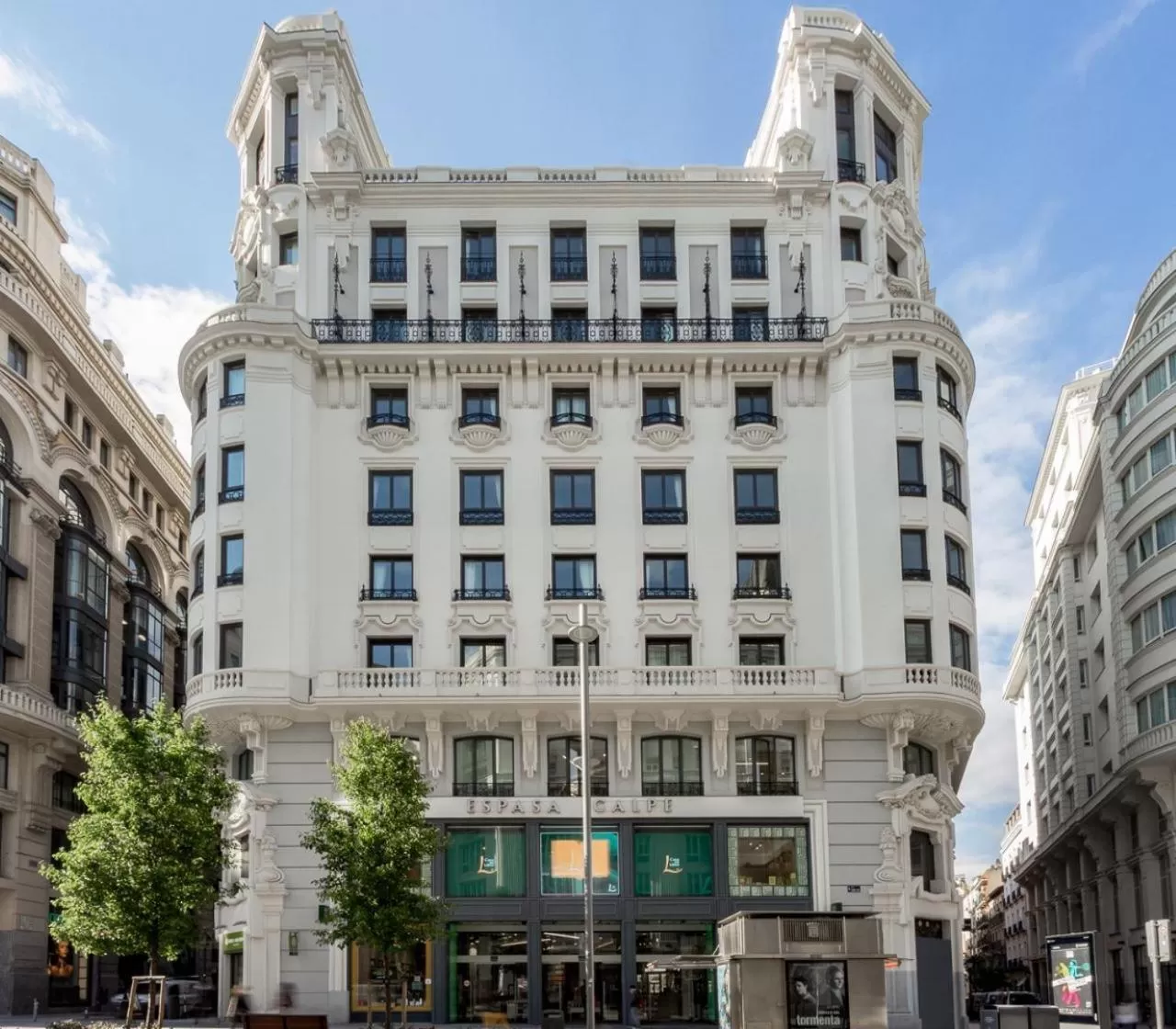 Property building in Pestana CR7 Gran Vía Madrid