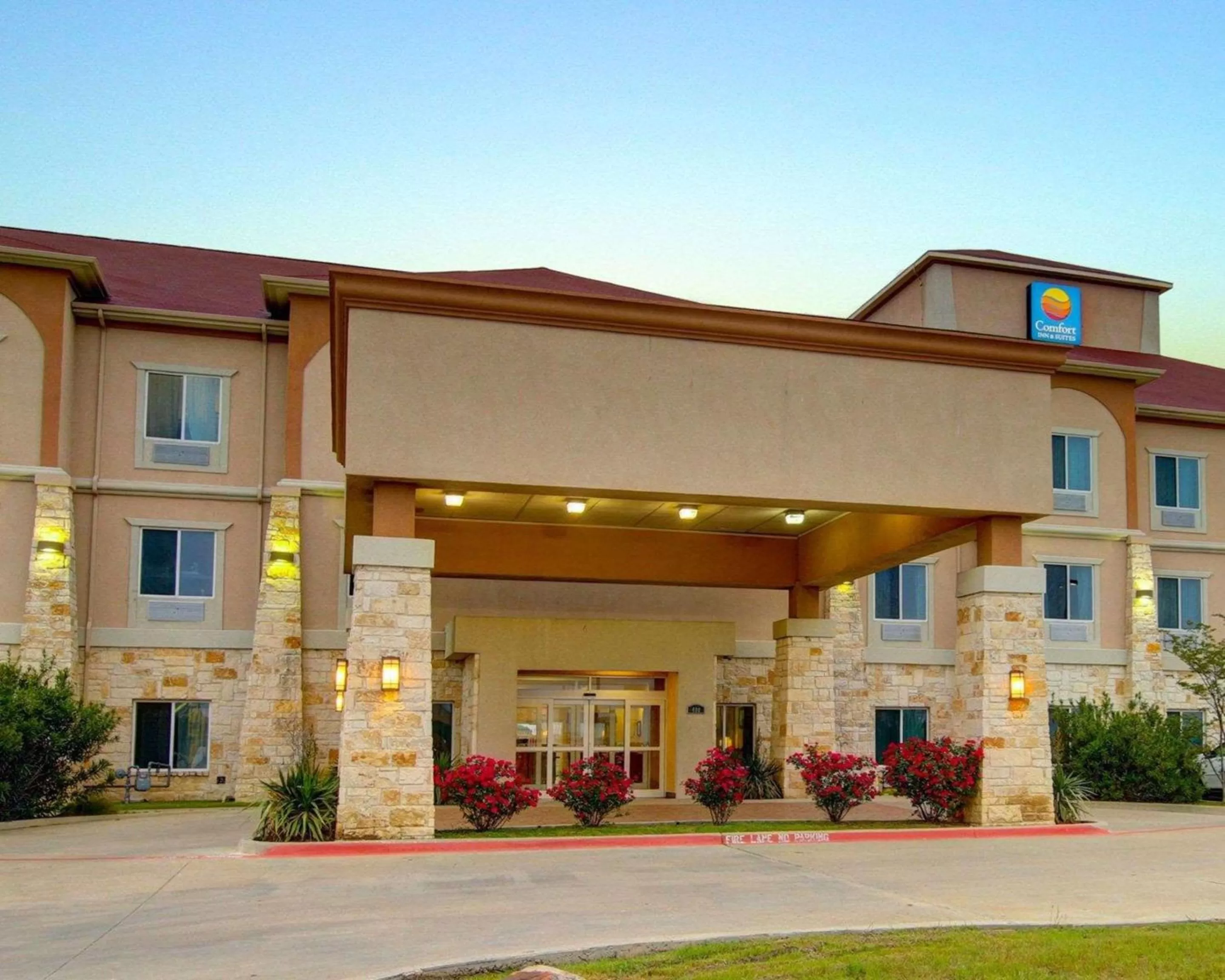 Property building in Comfort Inn & Suites