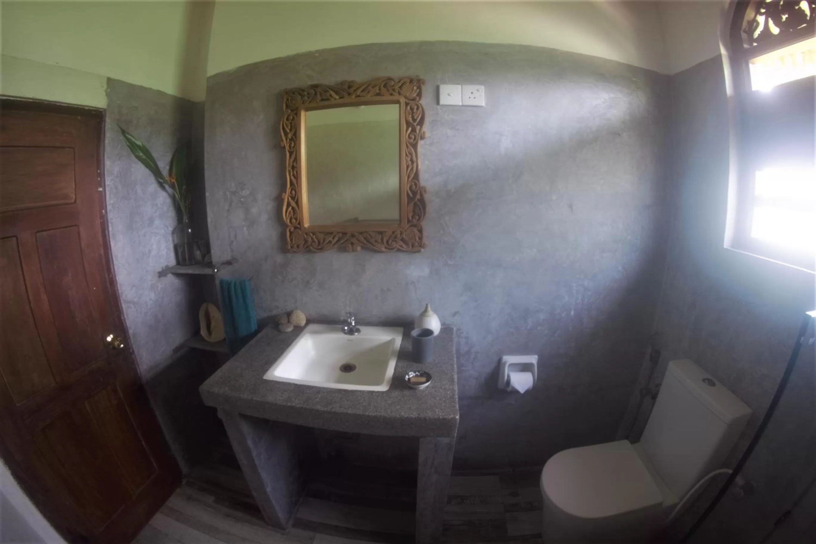 Bathroom in The Spice House Mirissa