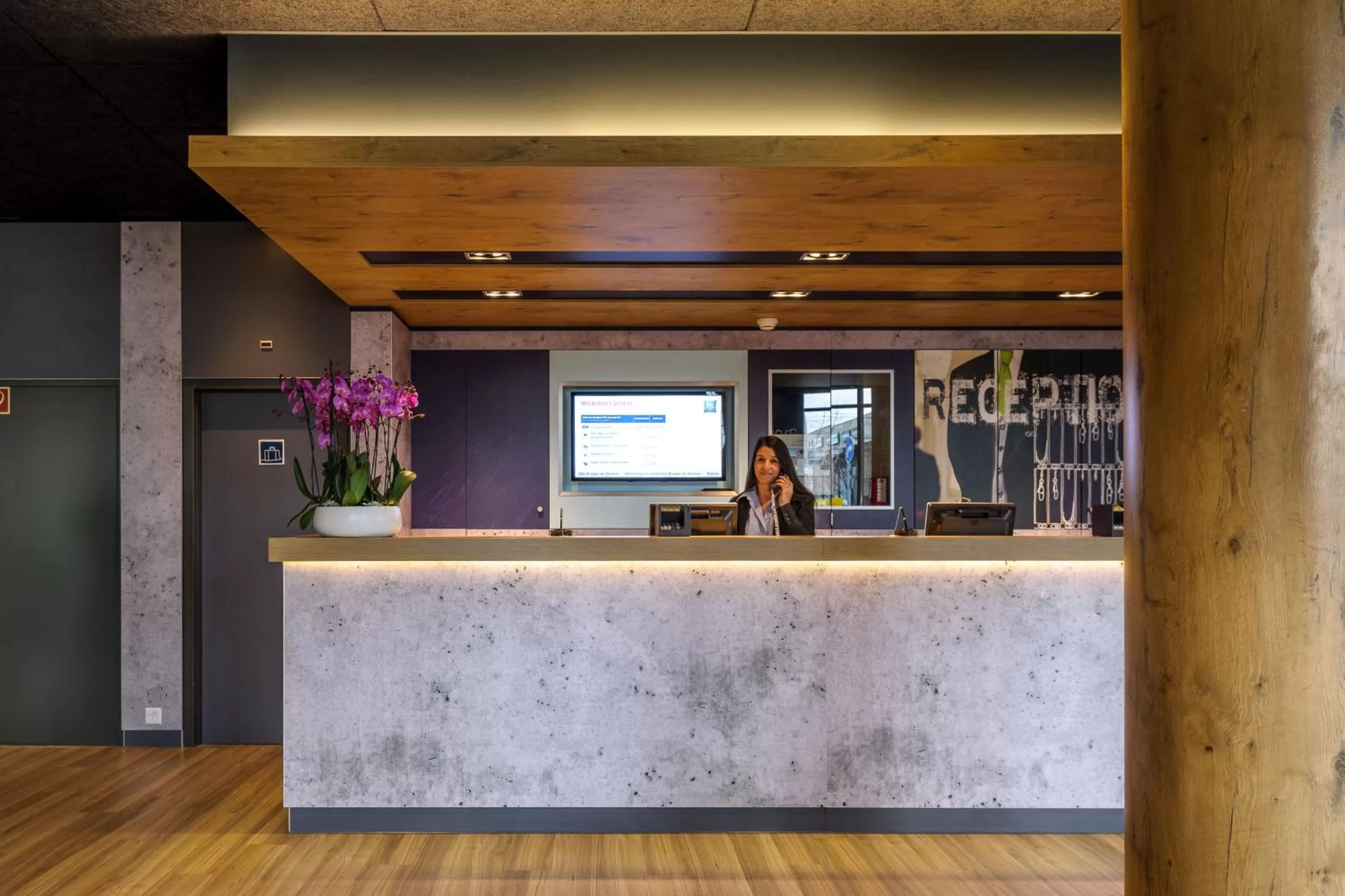 Lobby or reception in ibis budget Genève Aéroport