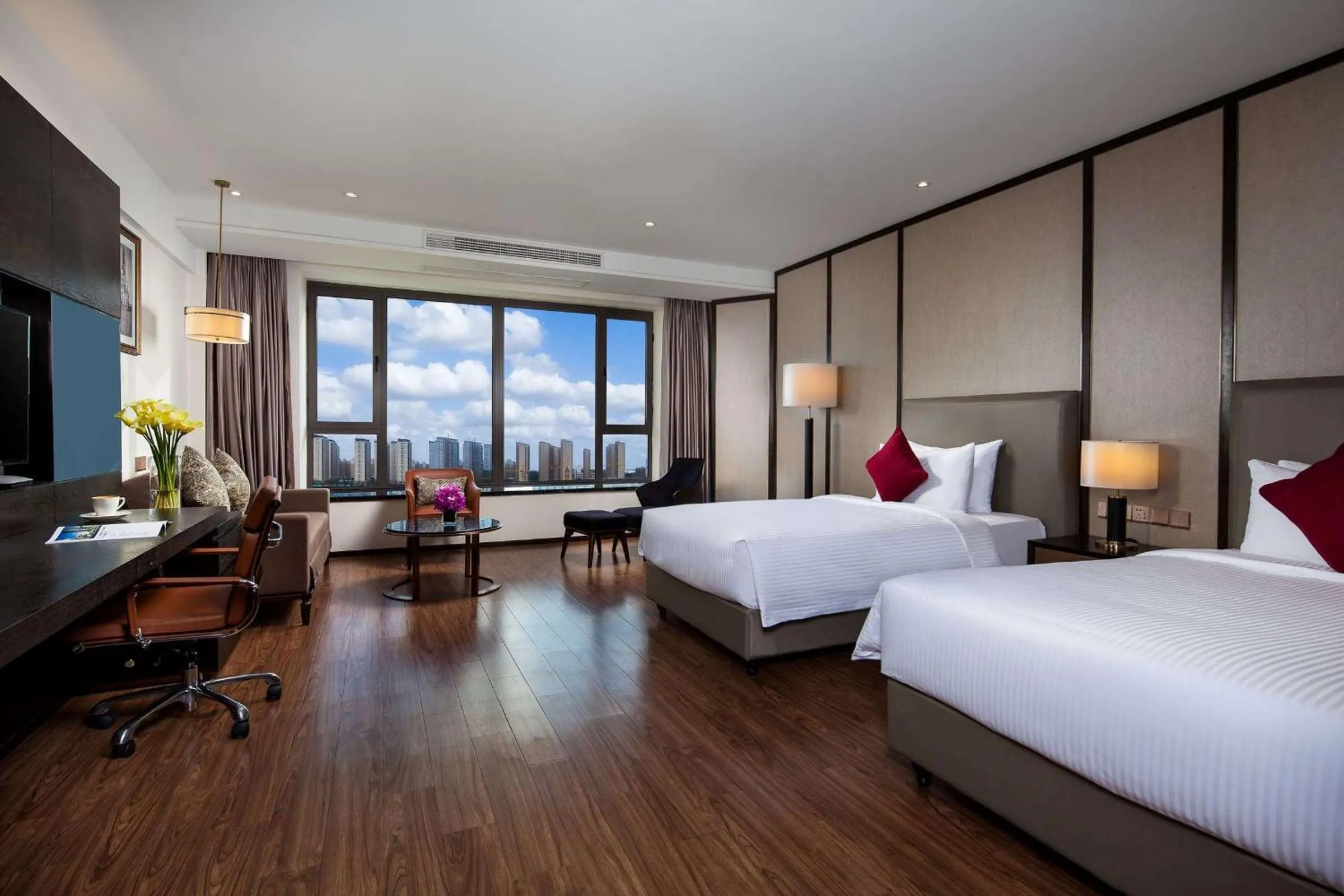 Photo of the whole room in Ramada Shanghai Songjiang