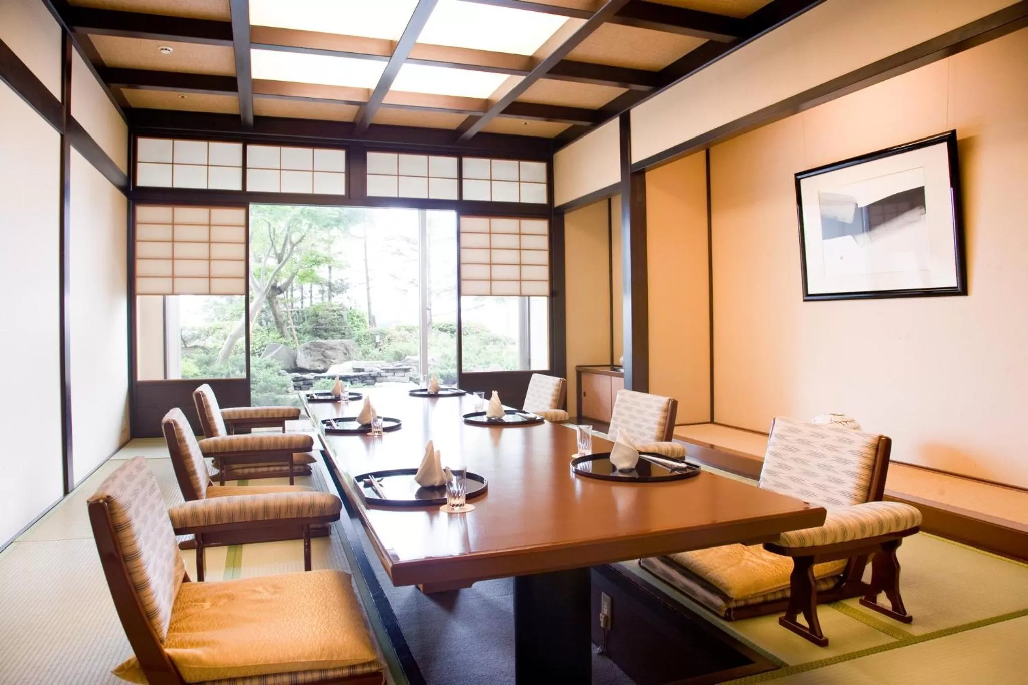 Restaurant/places to eat in ANA Crowne Plaza Toyama by IHG