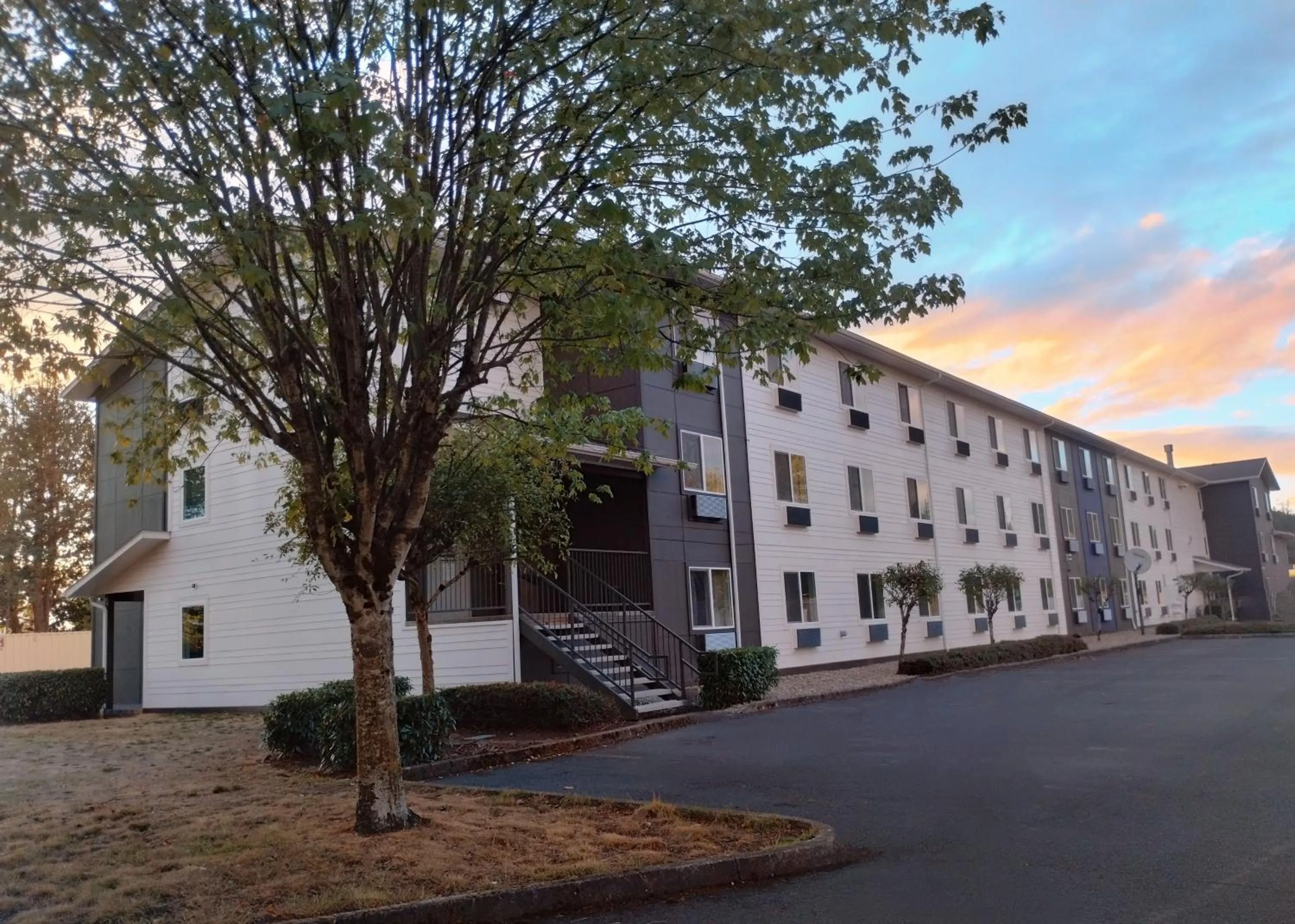 Property building in Sleep Inn Kelso Longview