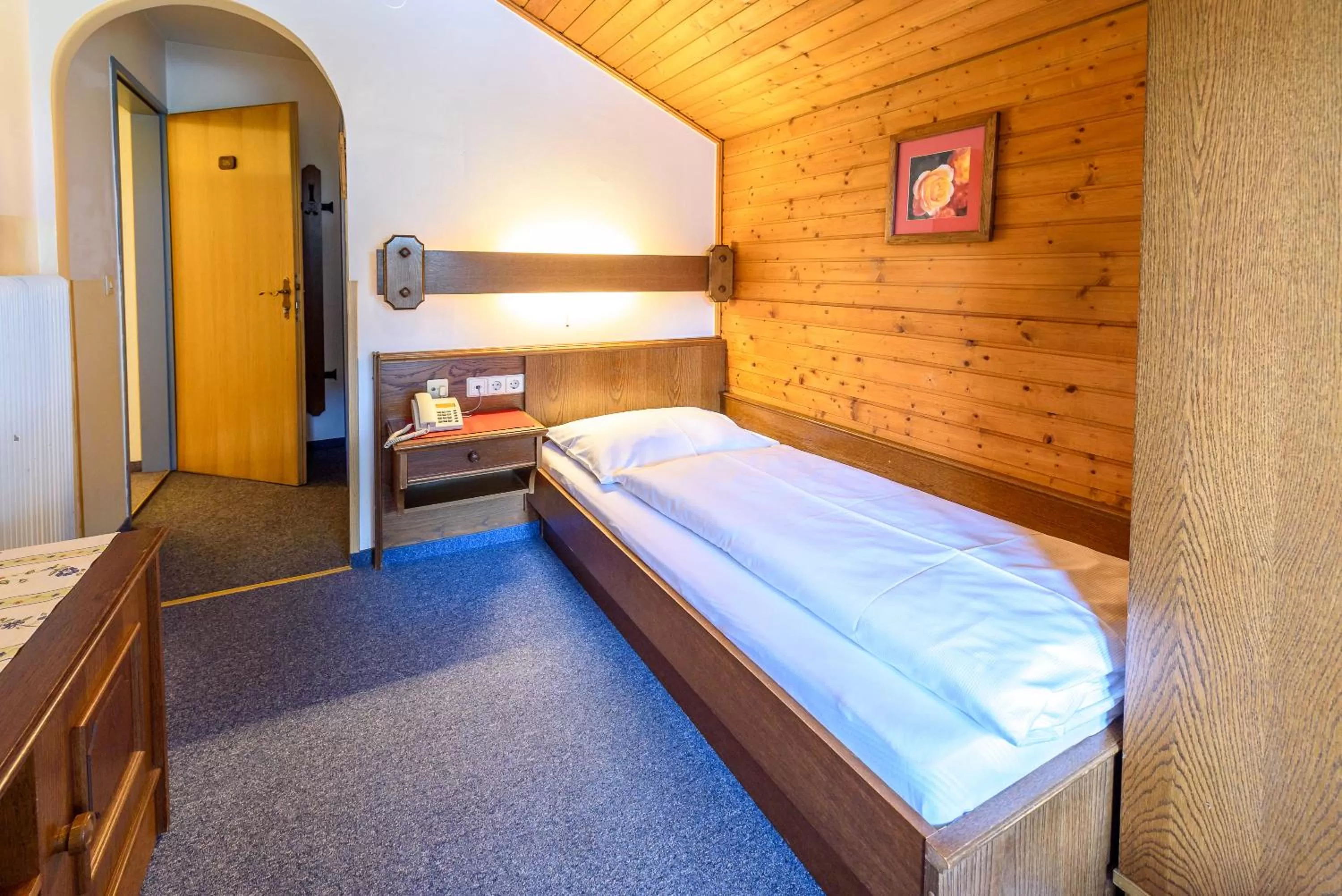 Bed in Hotel & Gasthof Taferne