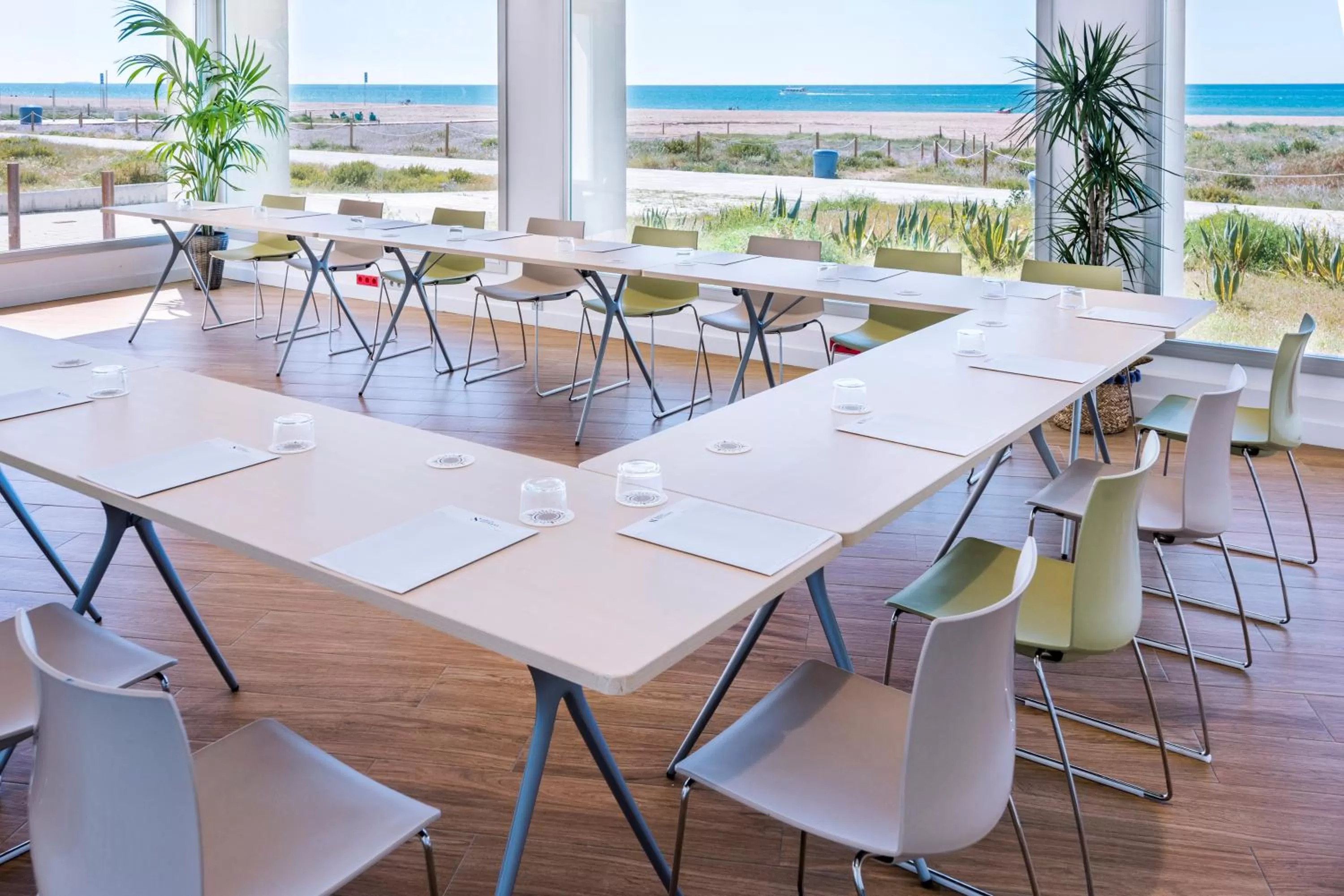 Business facilities in Bel Air