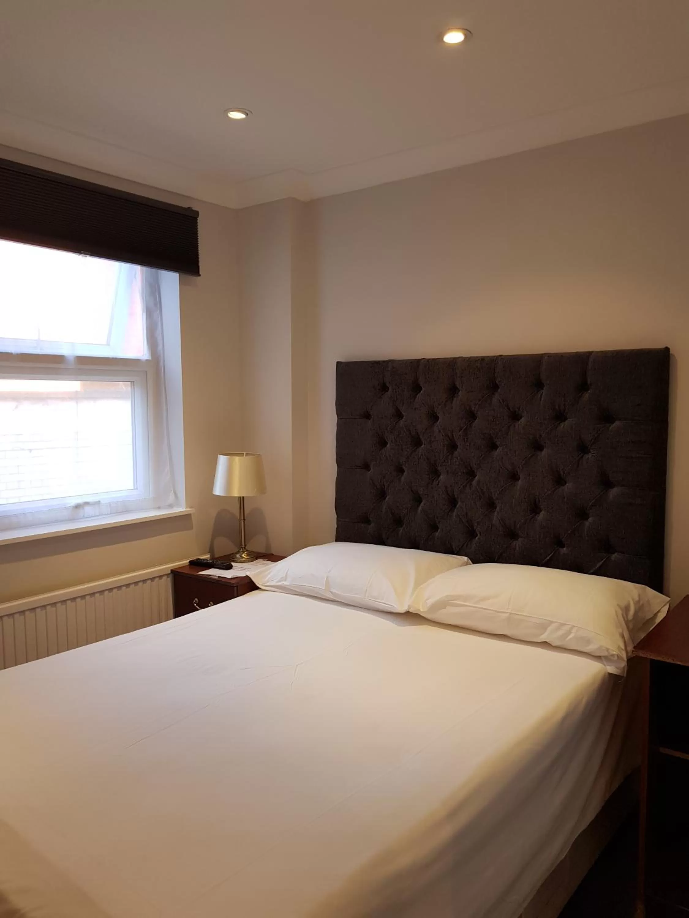 Bed in Blagrave Rooms