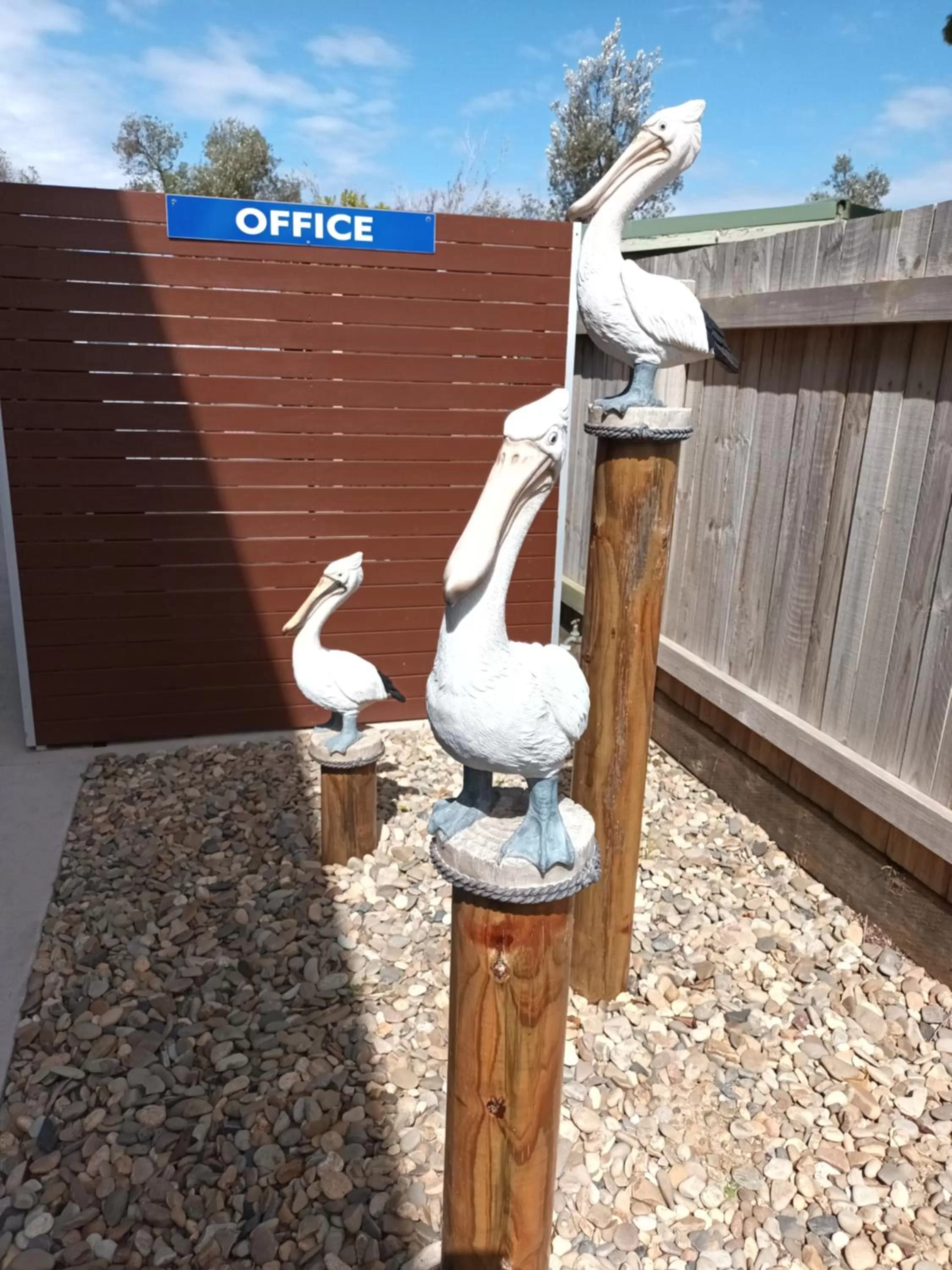 Grandeur Holiday Units