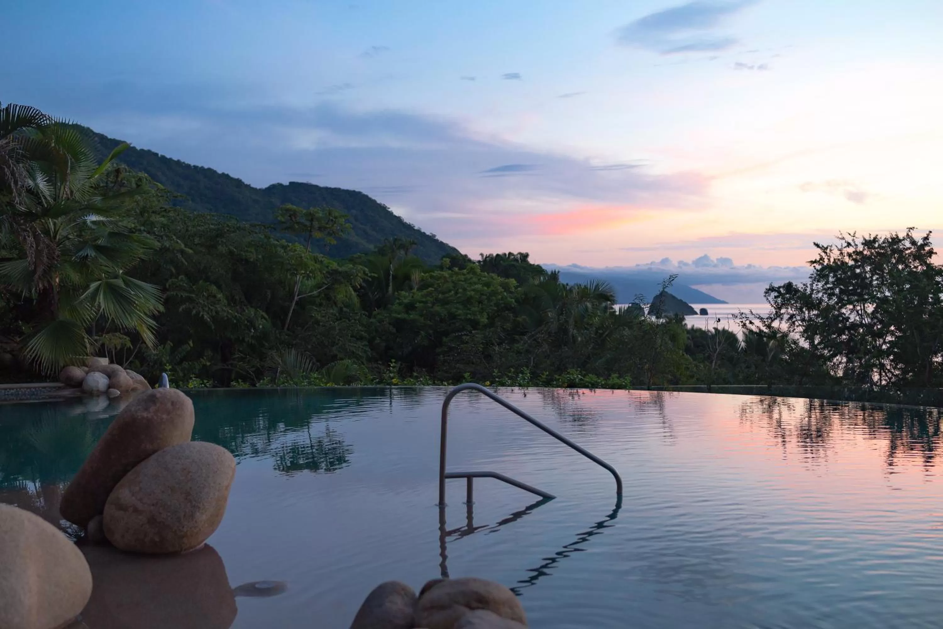 Swimming pool in Garza Blanca Preserve Resort & Spa