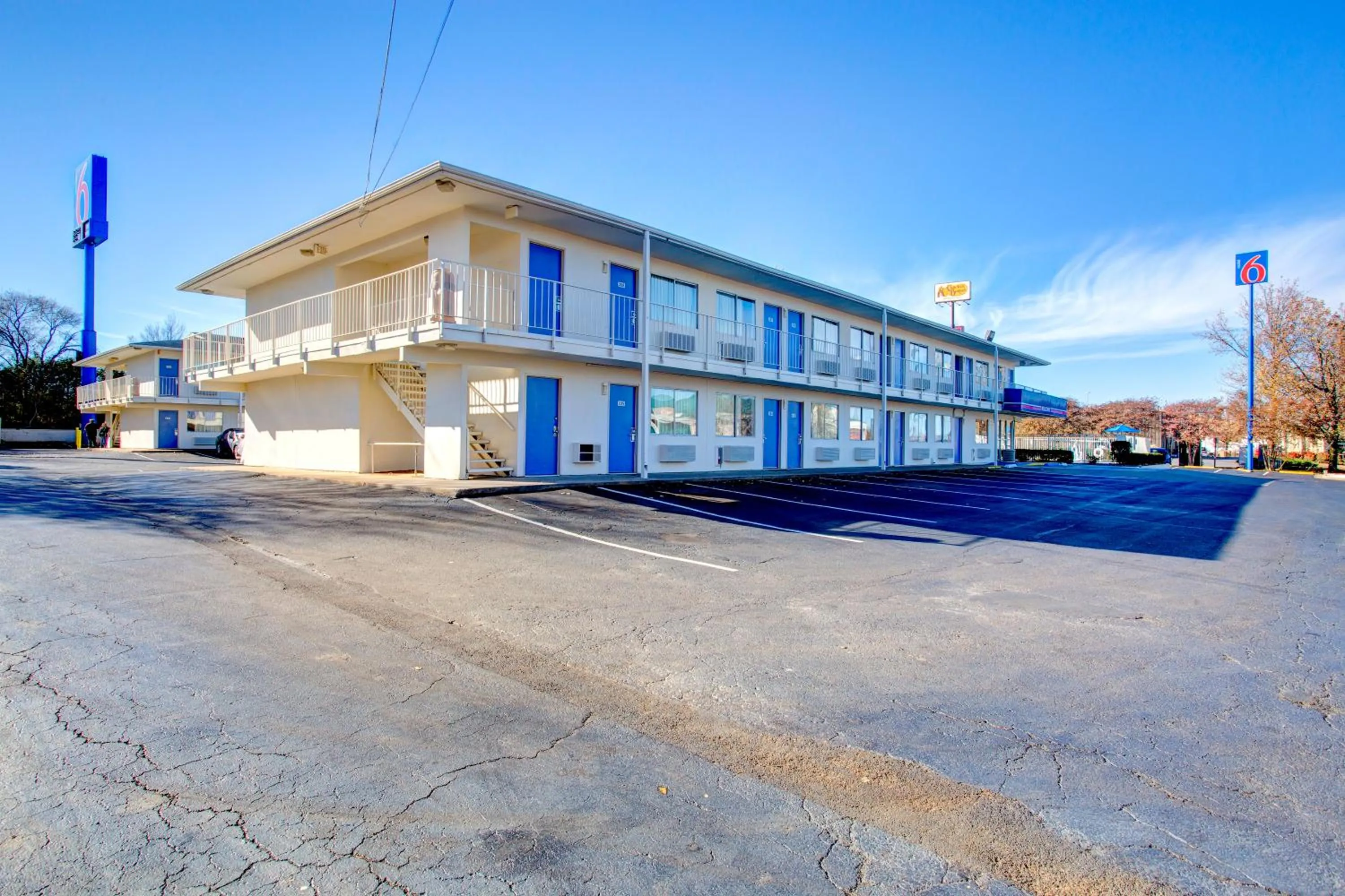 Facade/entrance in Motel 6-Murfreesboro, TN