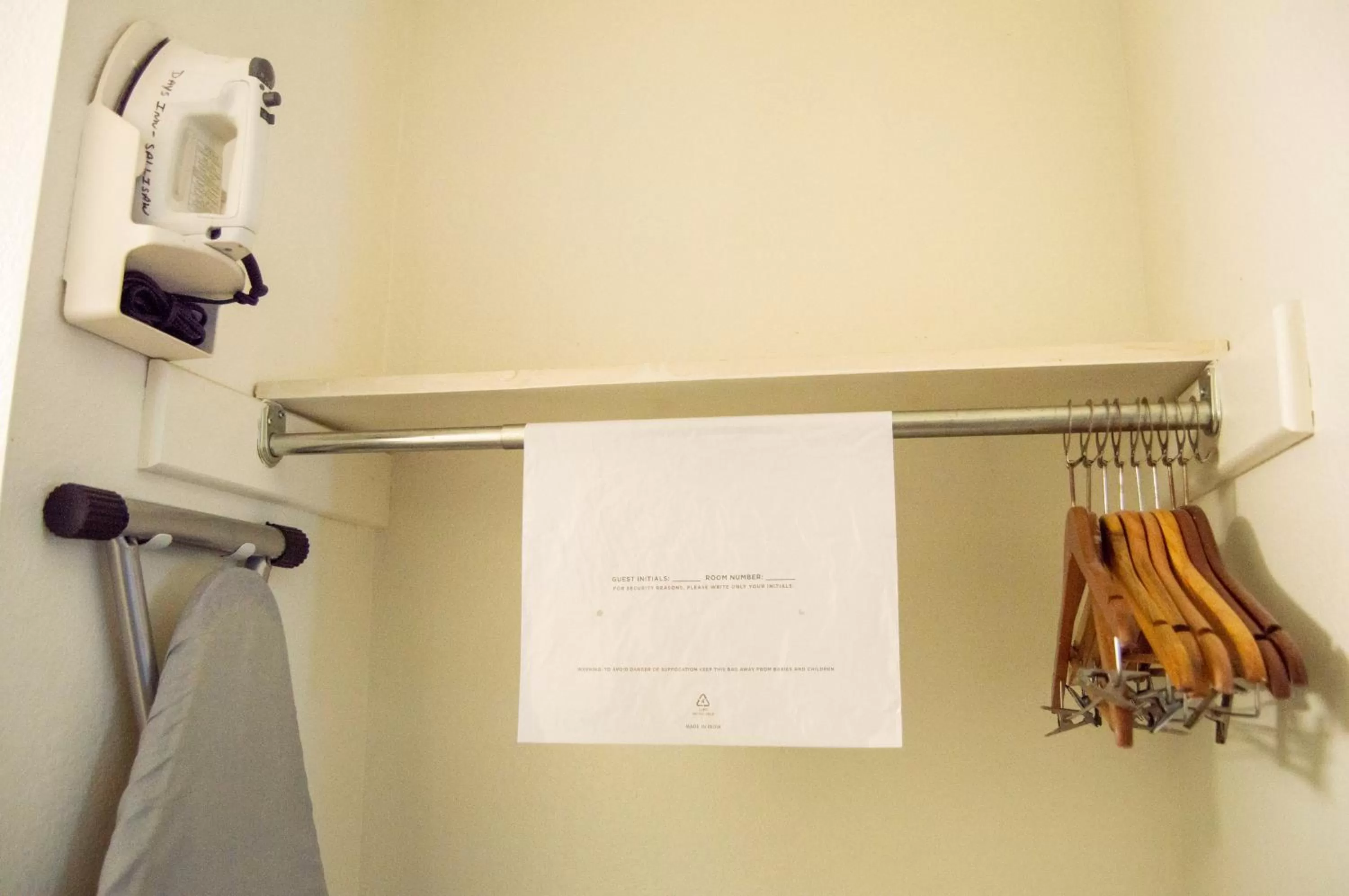 Blue Jay Inn & Suites