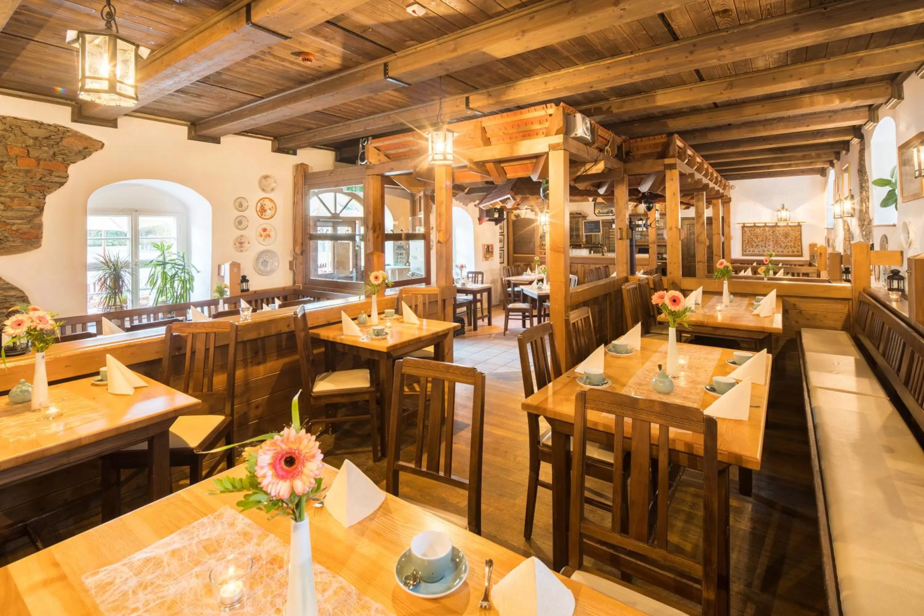 Restaurant/places to eat in Schlosshotel Klaffenbach