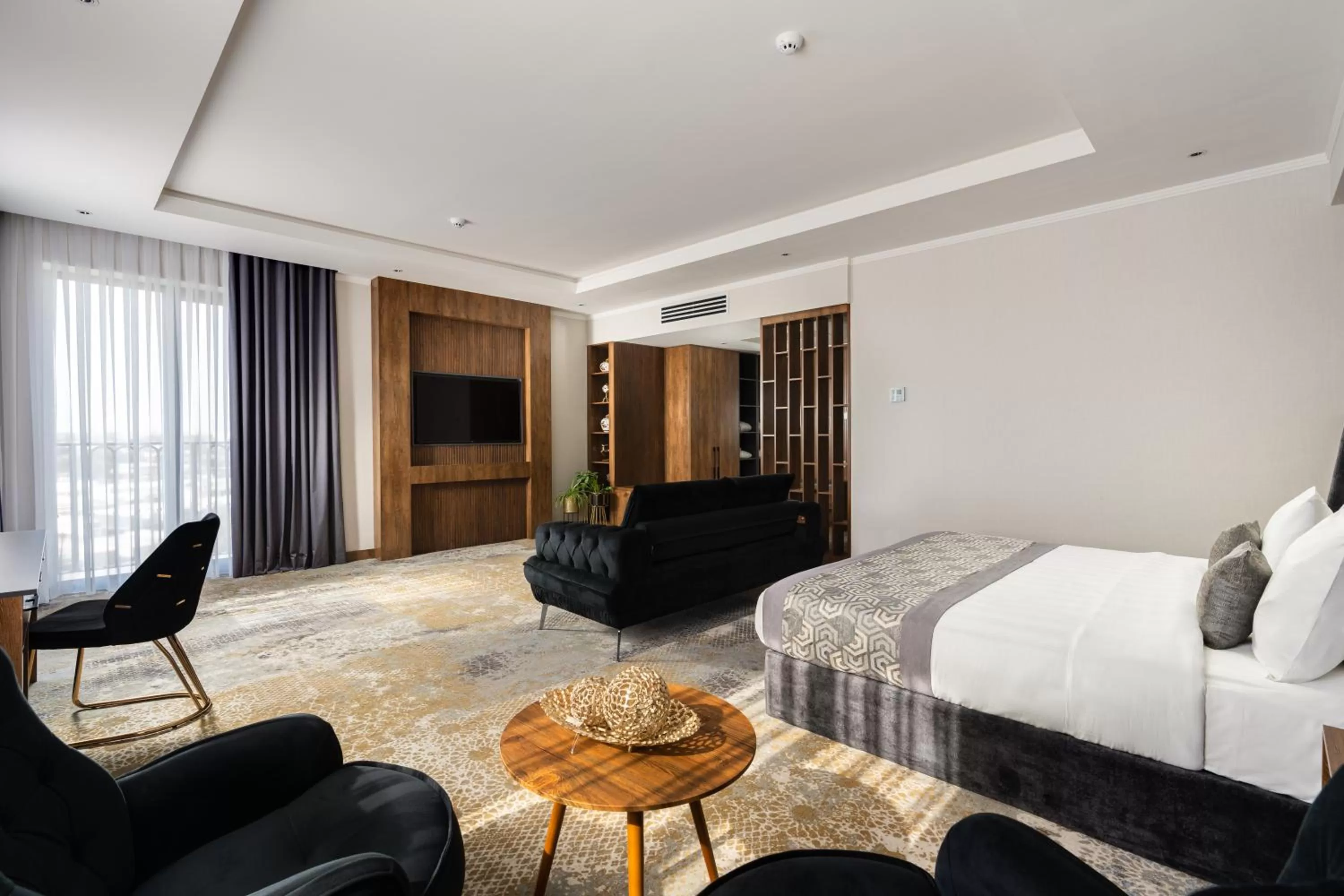 Bed in Shamsan Airport Hotel