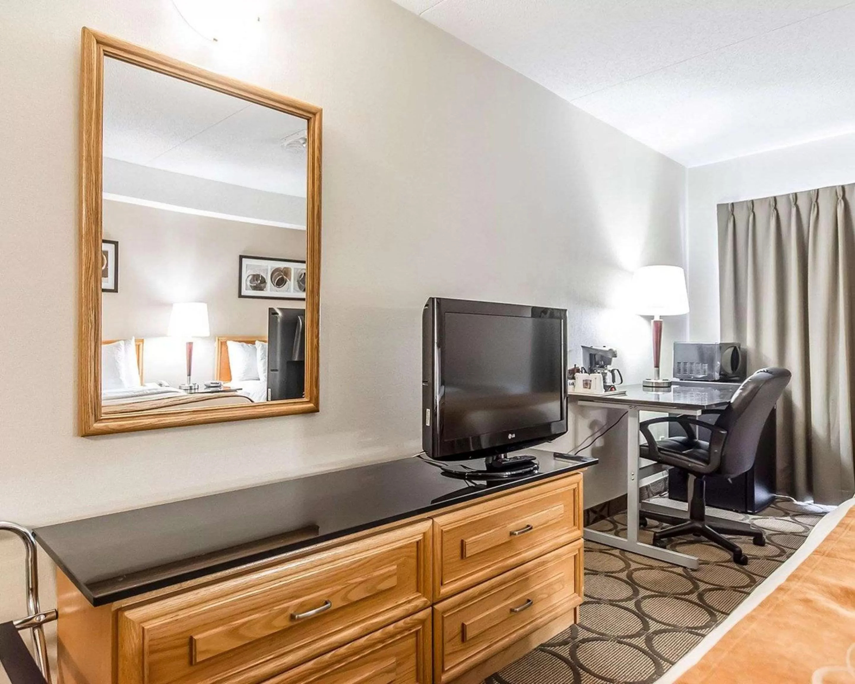 Photo of the whole room in Comfort Inn Riviere-du-Loup