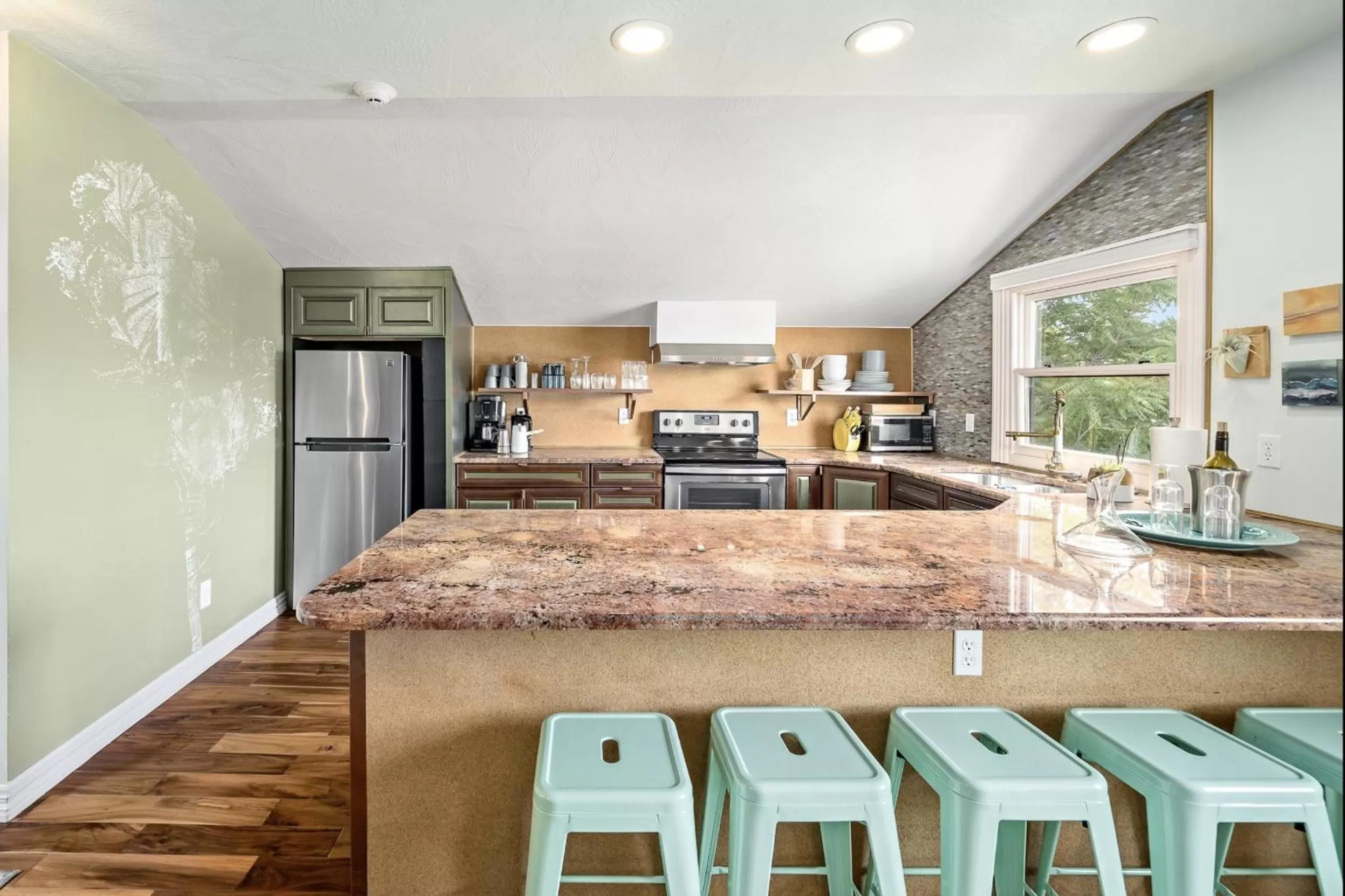 Coffee/tea facilities in The Wesley Walla Walla