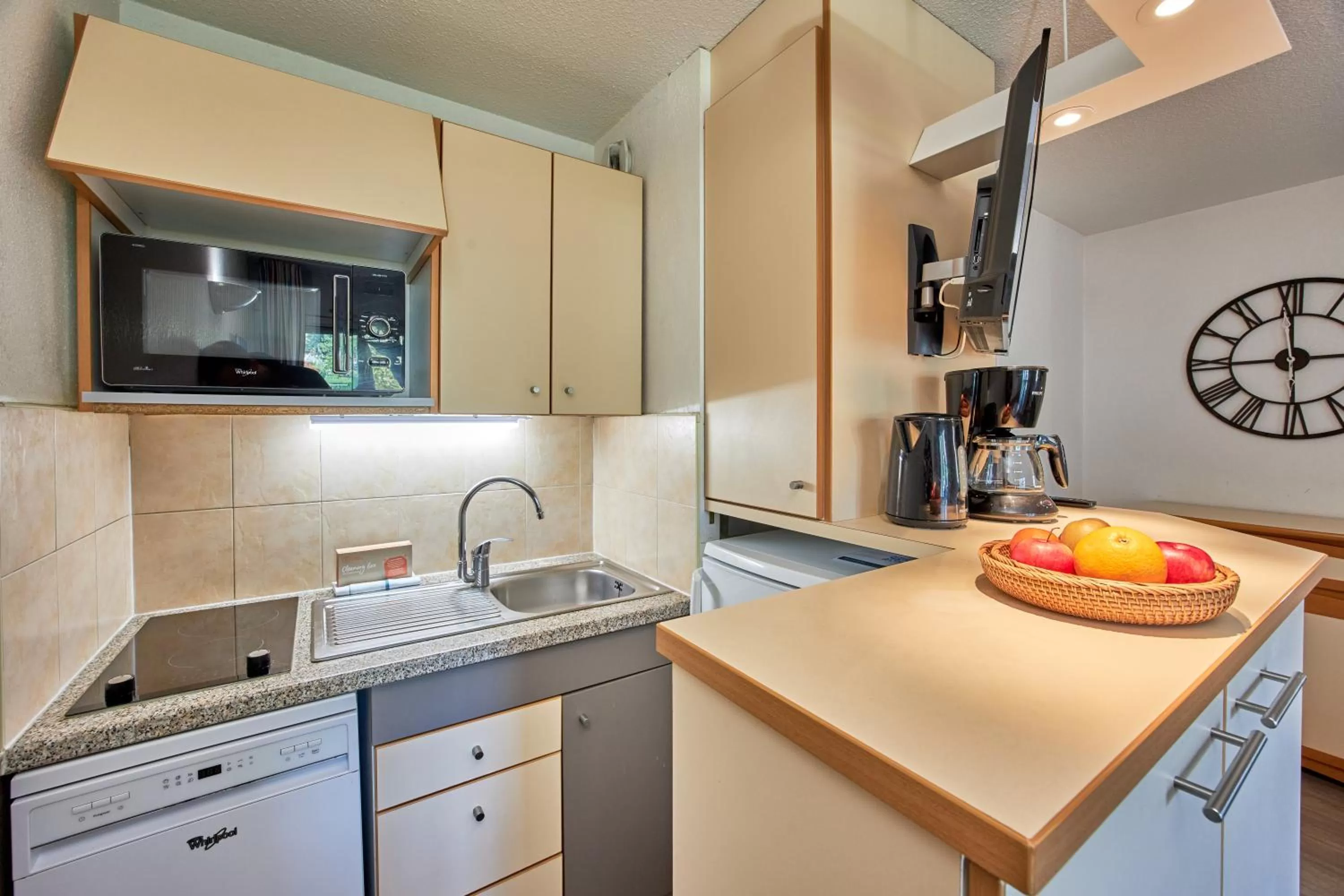 TV and multimedia in Résidence Pierre & Vacances Les Tamaris