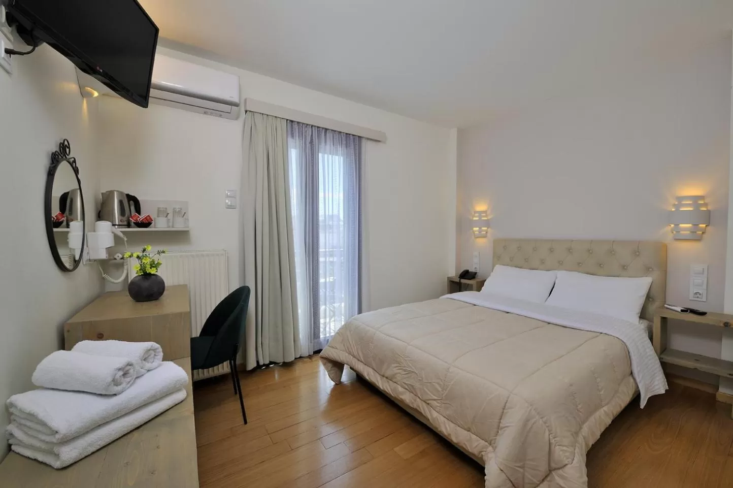 Bed in Dryades & Orion Hotel