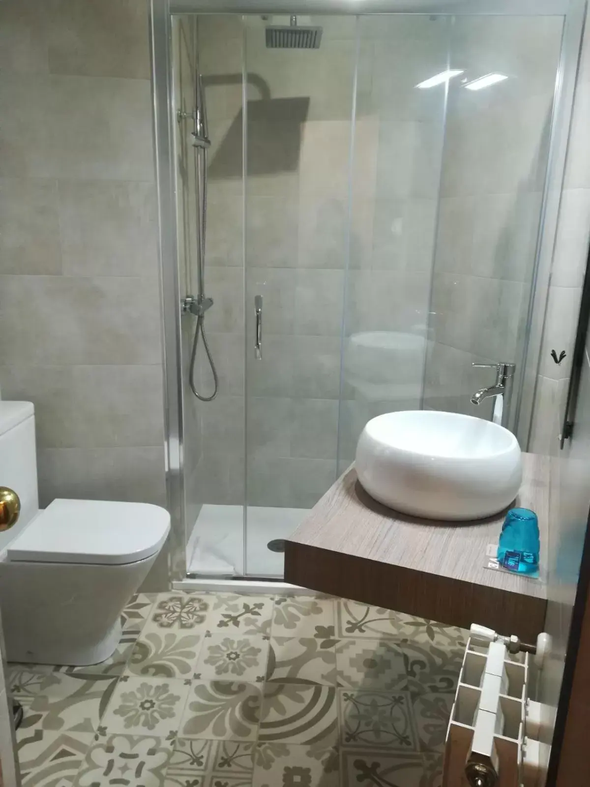 Three-Bedroom Apartment in 7 Kale Bed and Breakfast Three-Bedroom Apartment in 7 Kale Bed and Breakfast